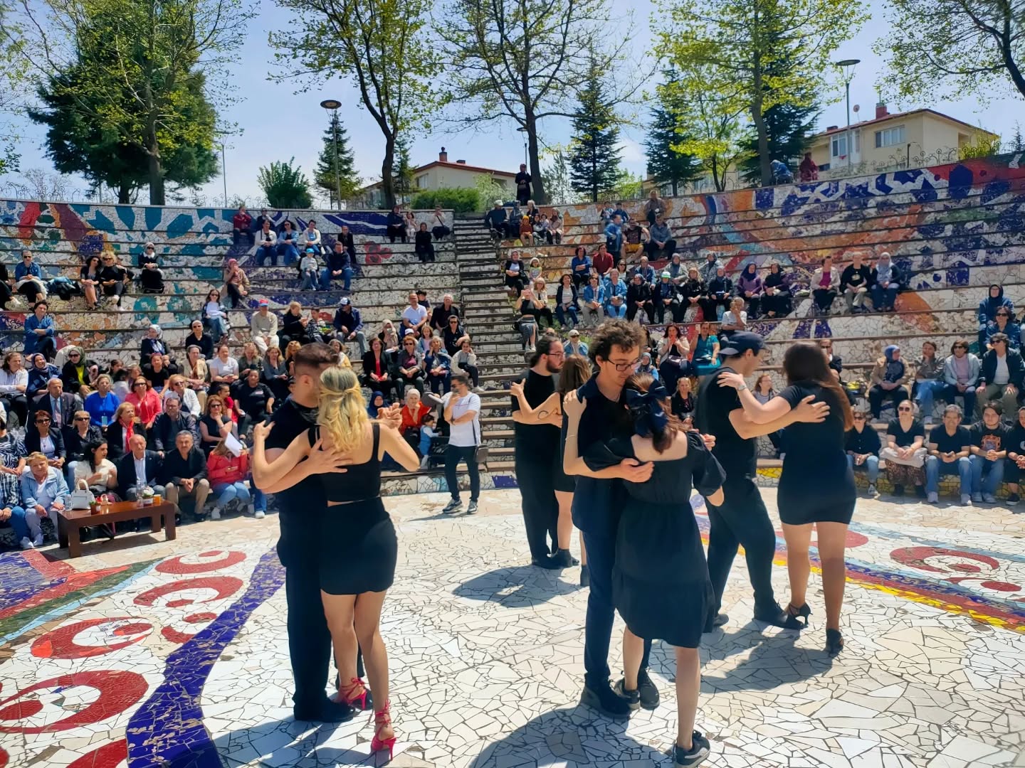 Yenikent Üniversite Evleri..