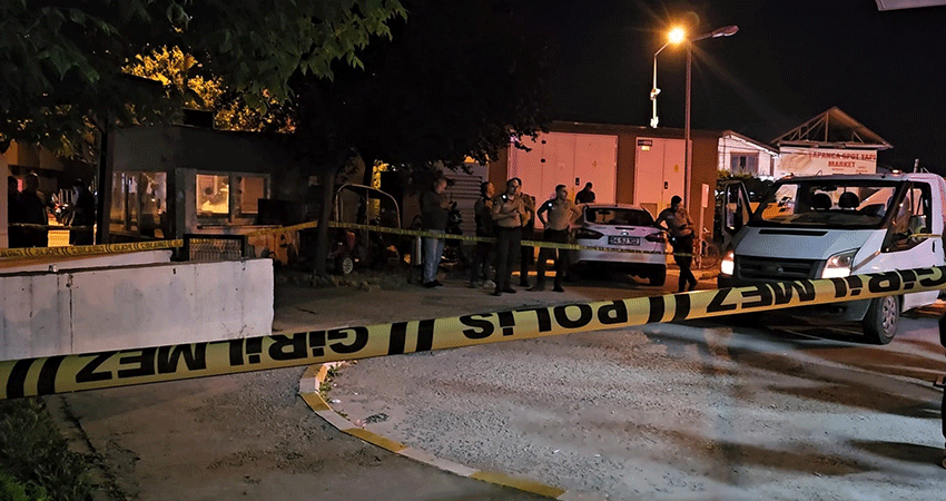 Hastane bahçesinde silahlı kavga: 1 ölü