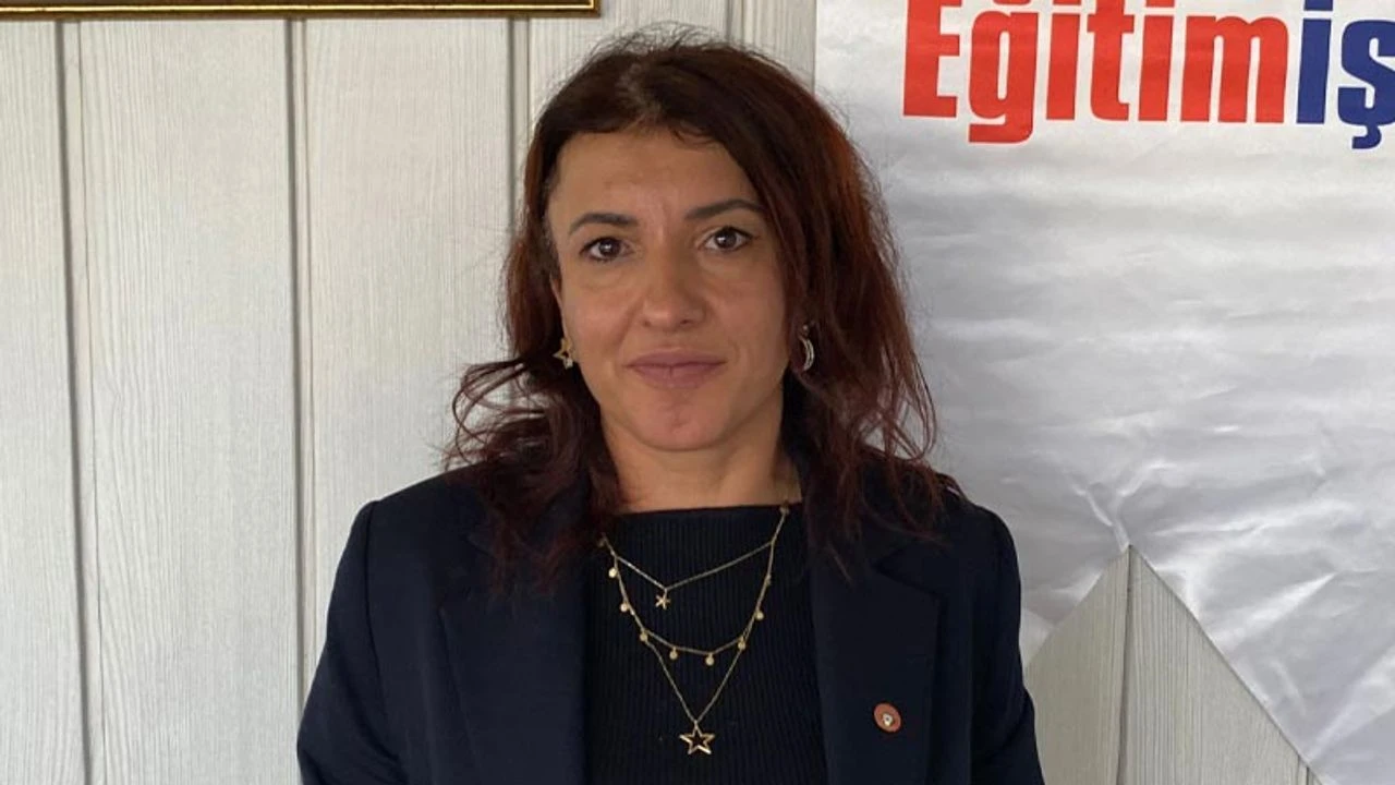 Fadime Arslan Artik Durup Dusunmenin Vakti Gelmistir