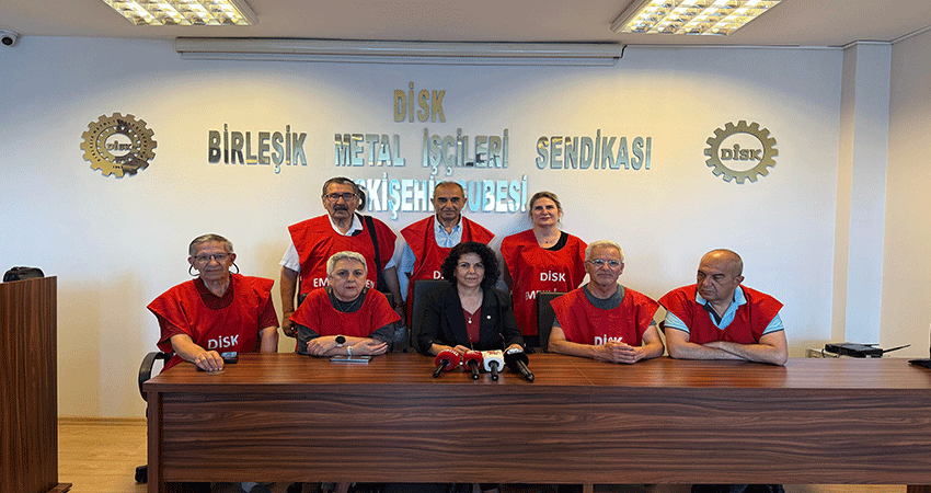 DİSK Emekli-Sen Eskişehir Şube Başkanı Hatice Kılıç: İktidar emekliye açlığı reva gördü!
