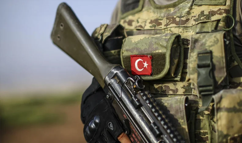 Türk askerinin Suriye ve Irak’taki görev süresi 3 yıl uzatıldı