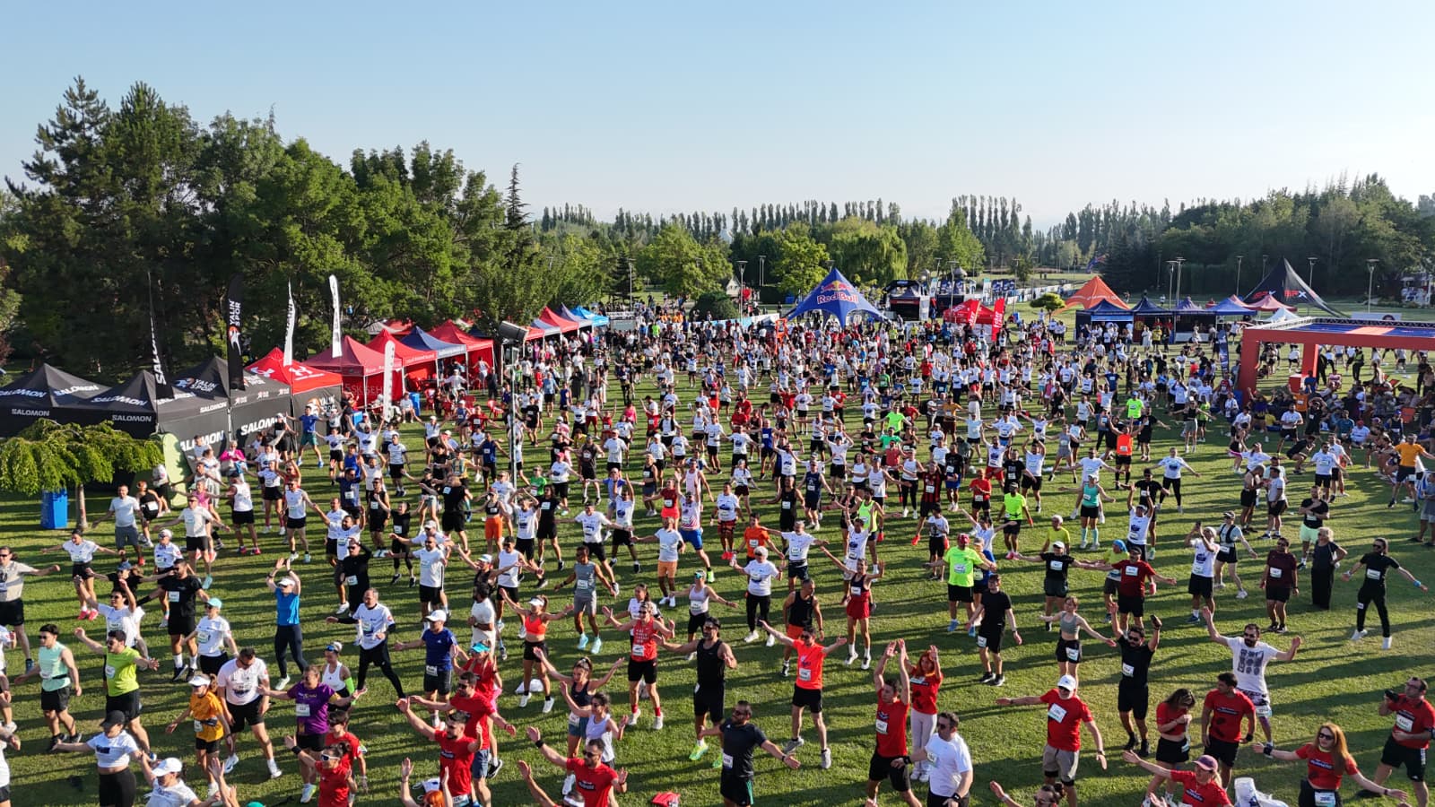 Ek Fotoğraflar Drone Eski̇şehi̇r’de Eti̇ Li̇fali̇f 6. Uluslararasi Yari Maraton Heyecani Yaşandi (2)