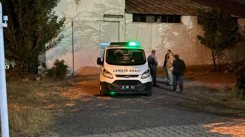 İş adamı ofisinde ölü bulundu