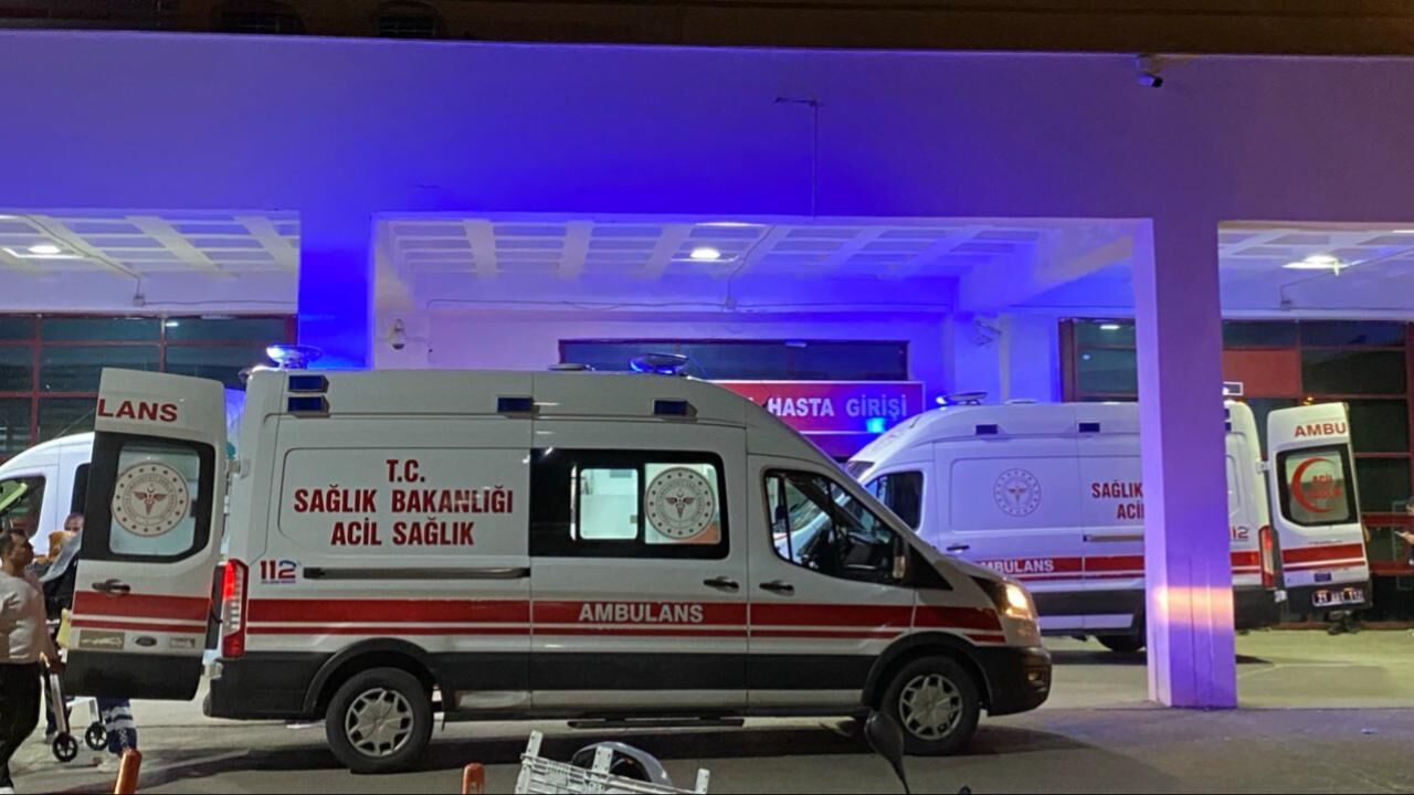 Devrilen traktörün altında hayatını kaybetti