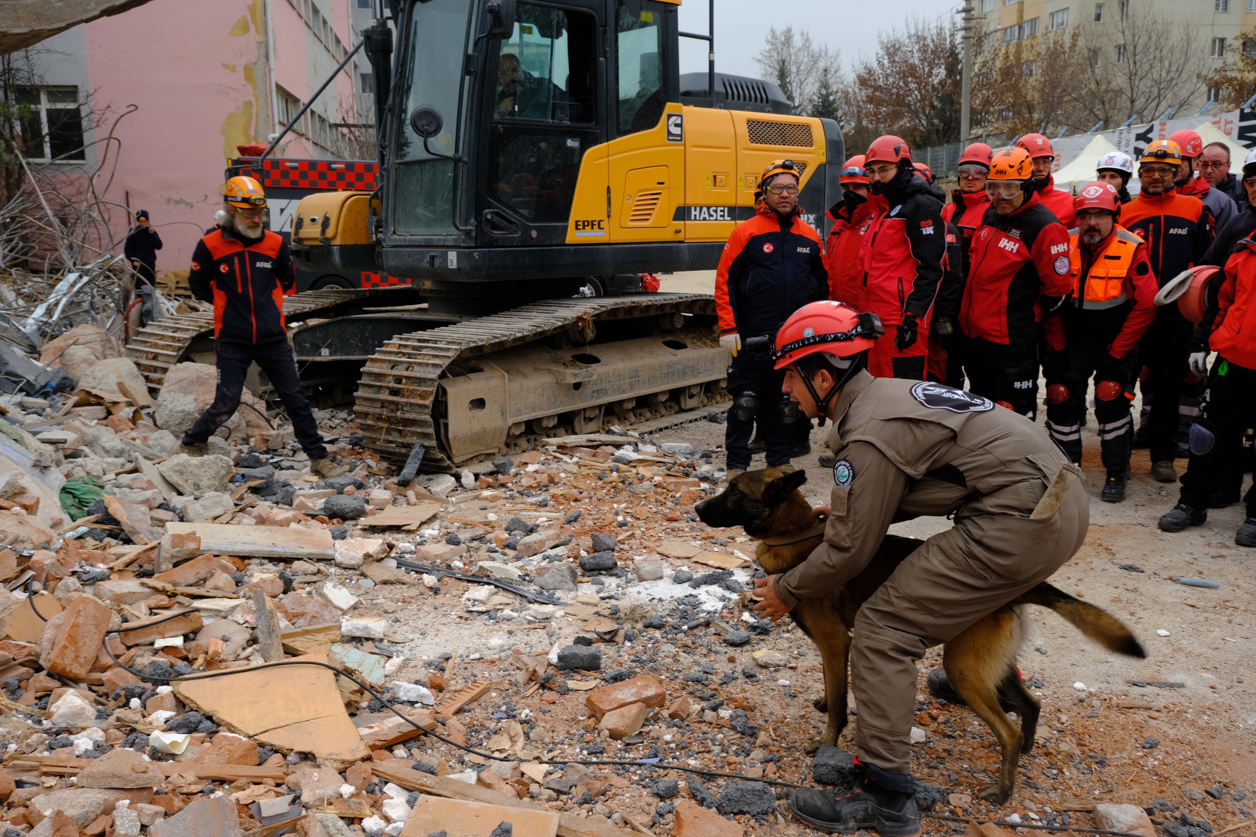 Büyükşehi̇r İtfai̇yesi̇nden 2025’İn İlk 9 Ayinda Yoğun Mesai̇ (4)
