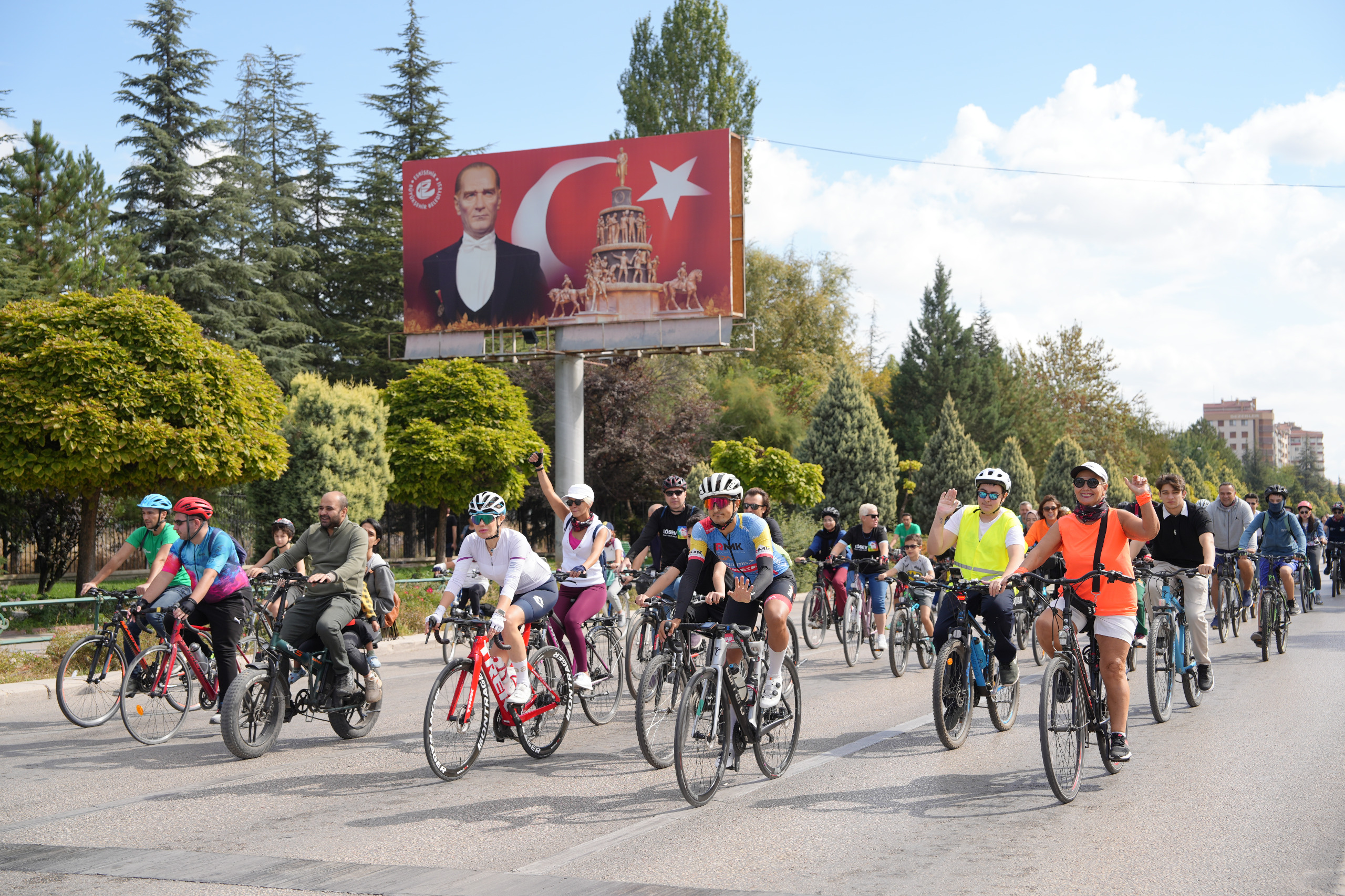 Herkes İçi̇n Hareketli̇li̇k! (8)