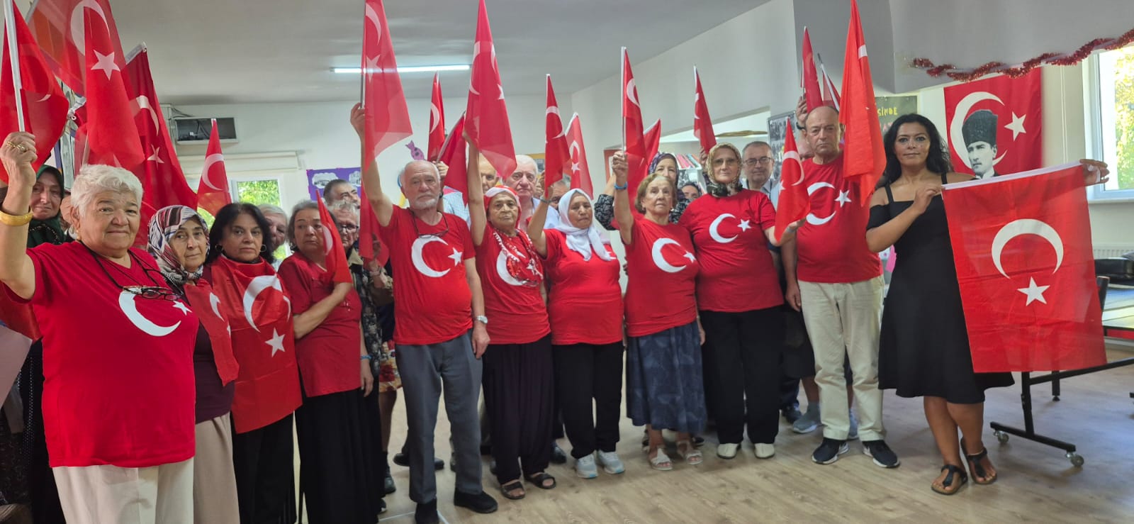 Kıdemli Büyüklerden 30 Ağustos Zafer Bayramı Coşkusu (9)
