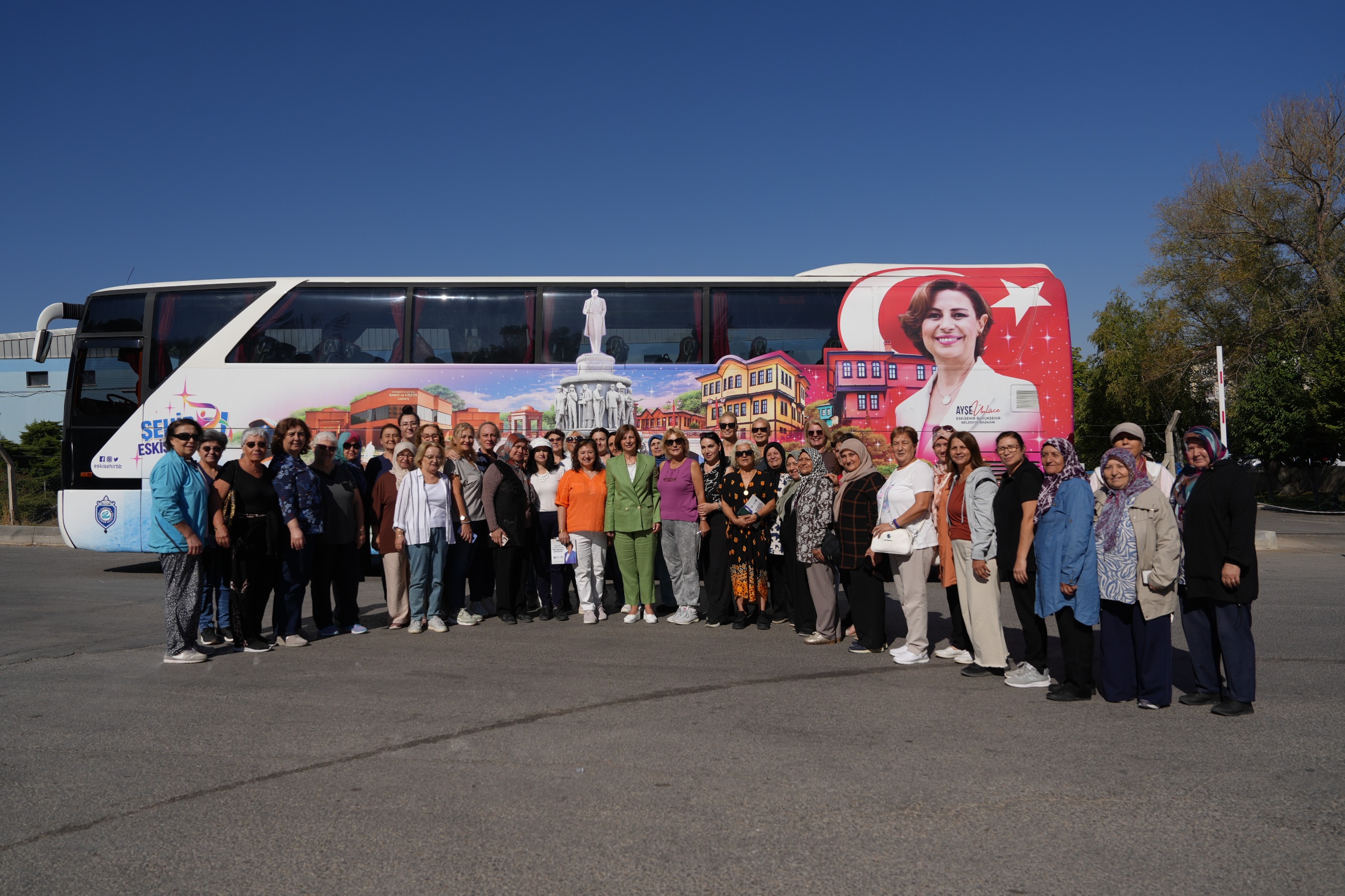 “Önce Kendi̇ Şehri̇mi̇zi̇ Tanimaliyiz” (1)