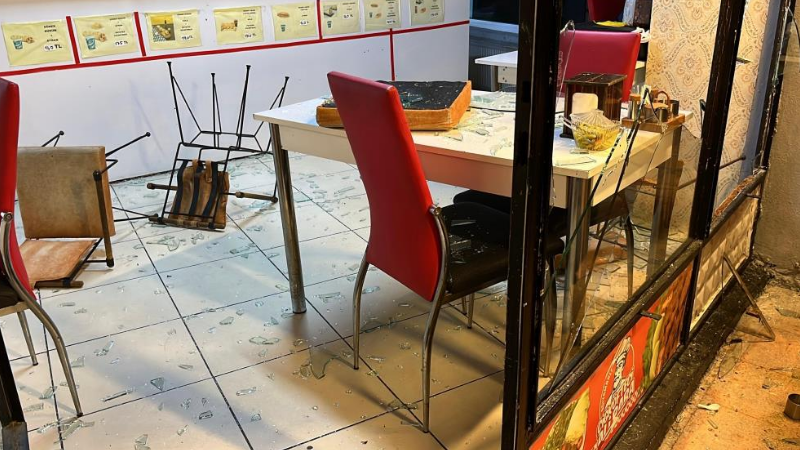 Dönerciye sopalı ve yumruklu saldırı