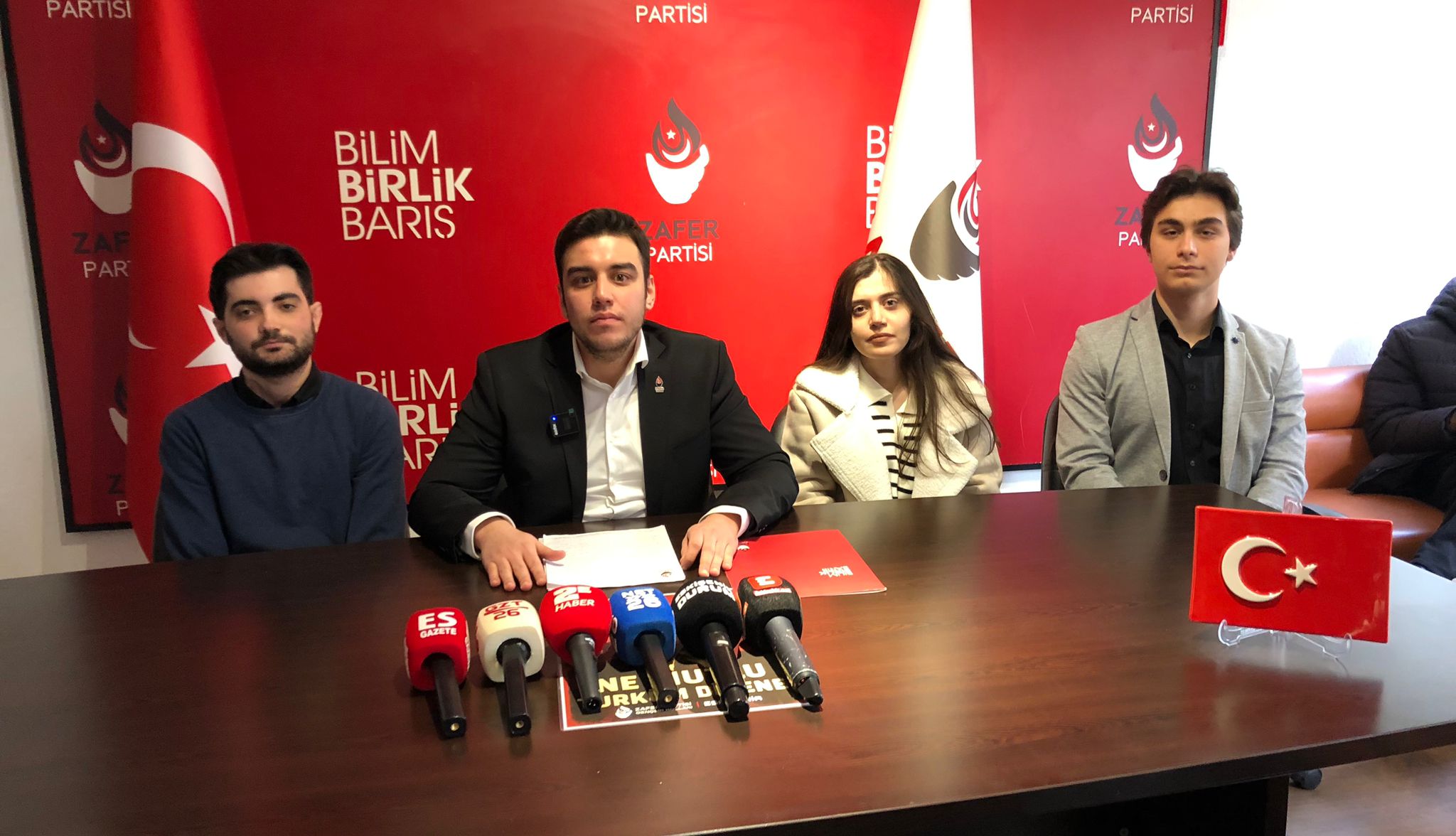 8B8C28Cc 7207 41E3 Bc52 B94C02148C16