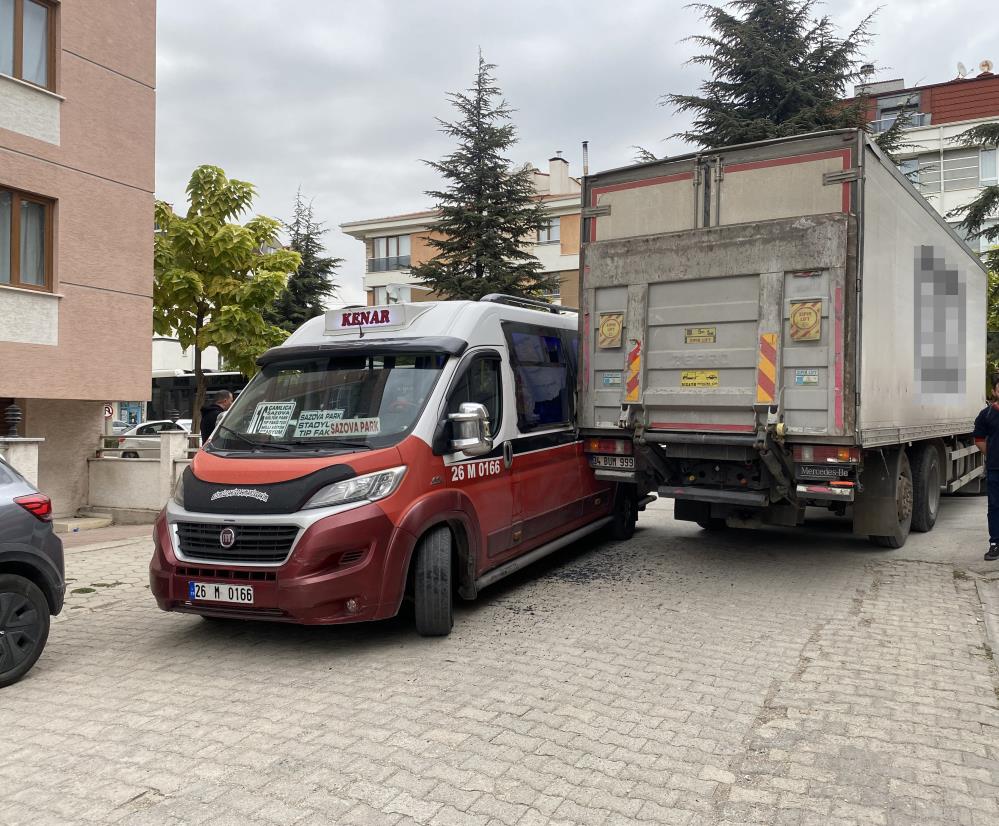 A W561777 03