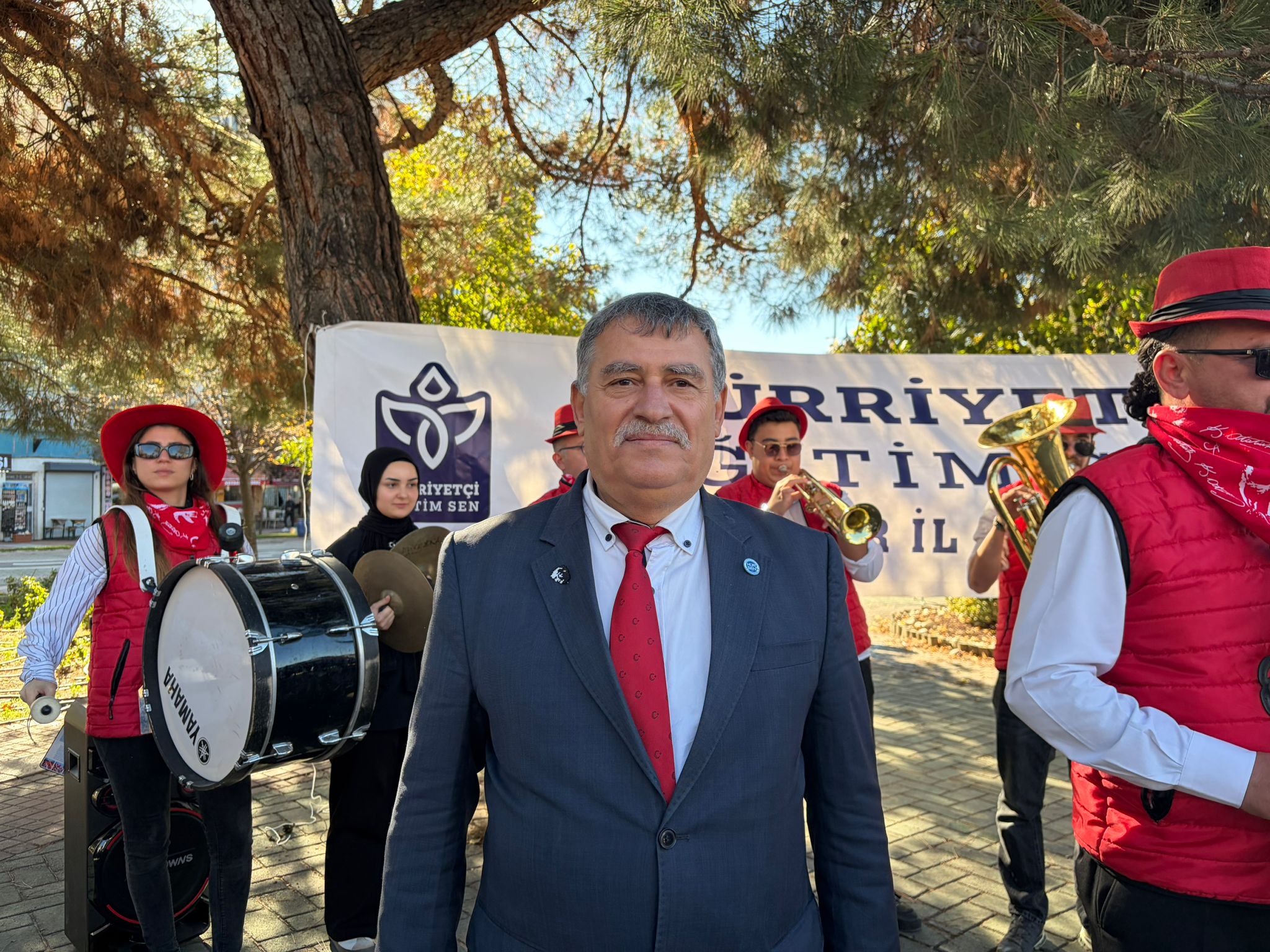 B8Cb88D0 51Cf 4A3E Ab9D D53Ec1168F07