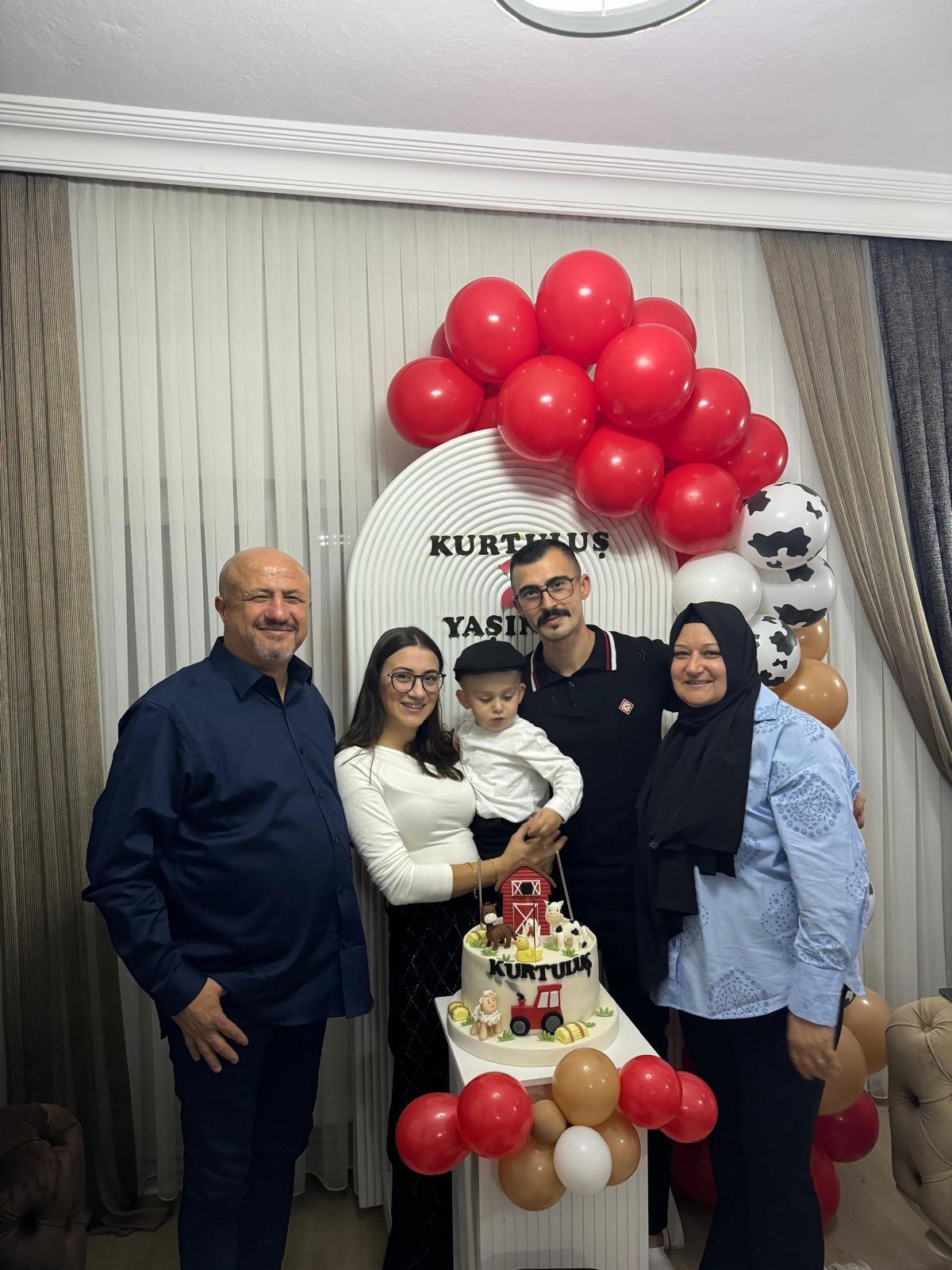 C49949F3 2661 4F95 8B28 07B8611B7995