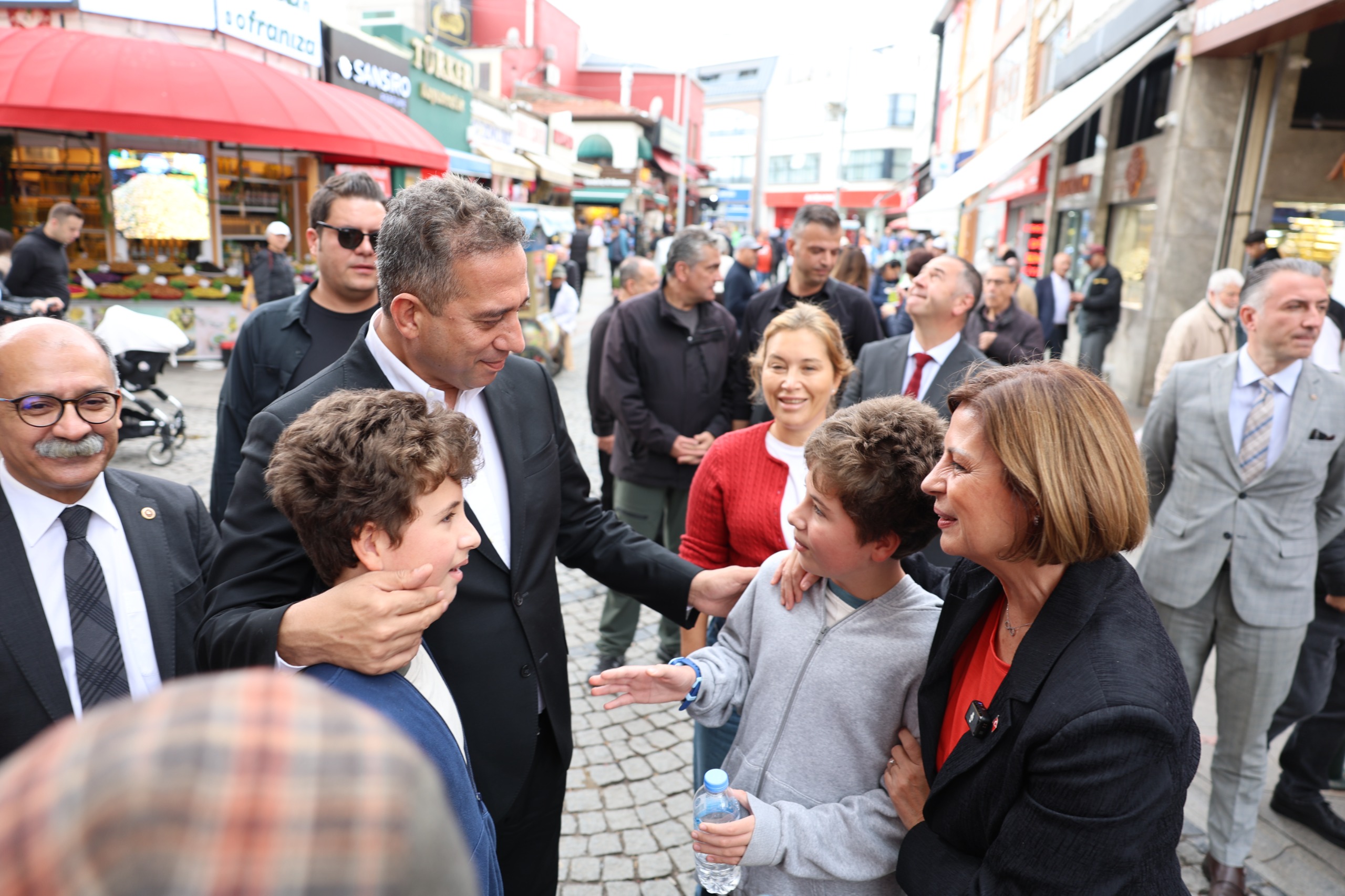 Chp Grup Başkanveki̇li̇ Başarir Ve Başkan Ünlüce Vatandaşla Buluştu (6)