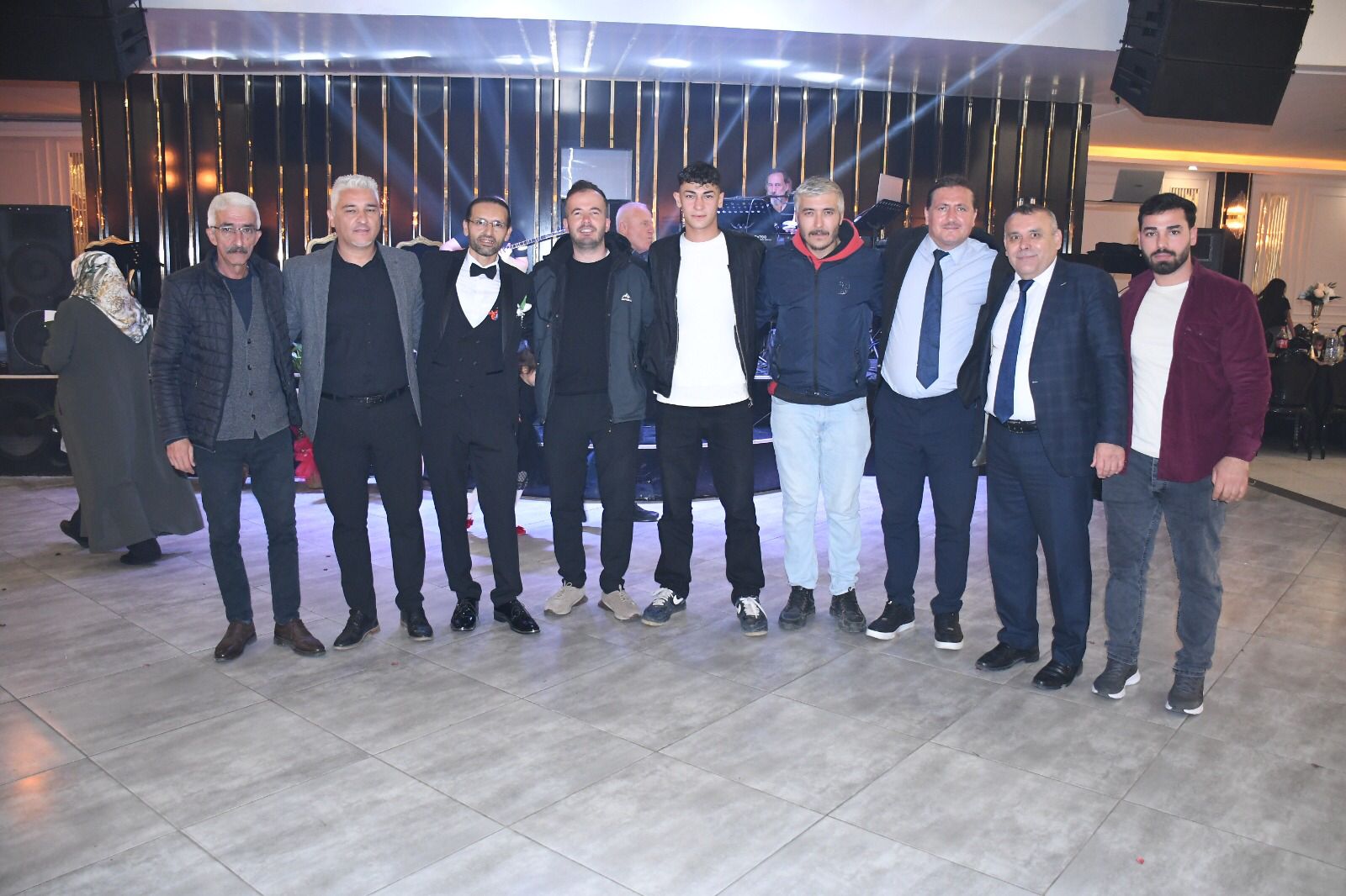 E09C4B80 8472 4D26 9E00 A4E47D95E3Af