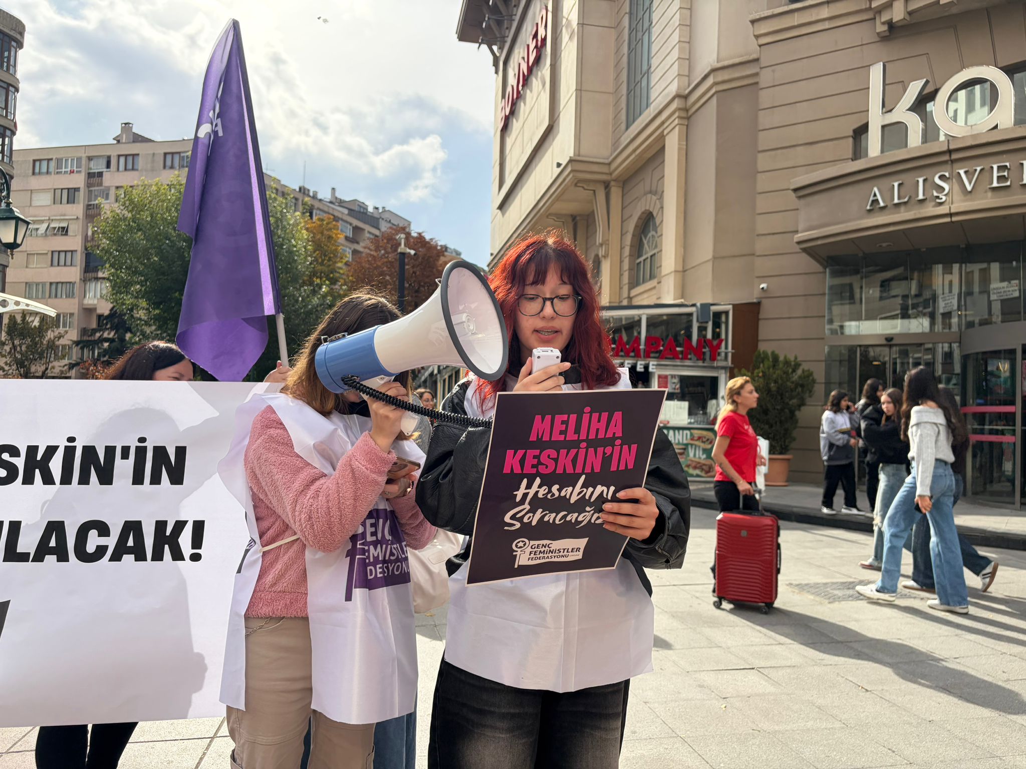 F999159F 7A81 47C6 8Bb7 6Da121Ce8796