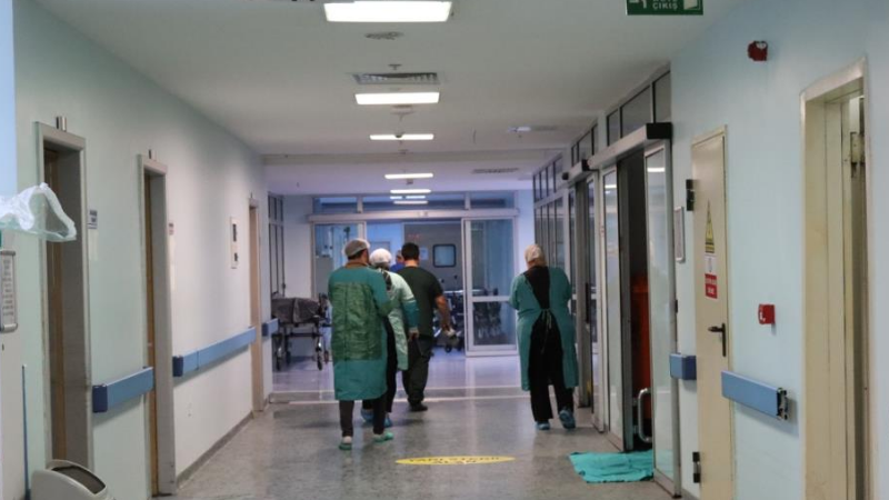 Beyin ölümü gerçekleşen hastanın organları 3 kişiye umut oldu