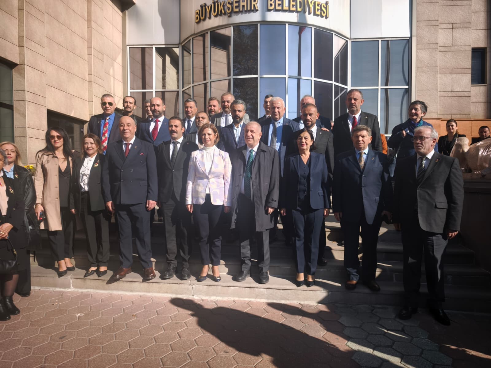 36596973 3C40 4E43 92A6 Dbefff3A3427