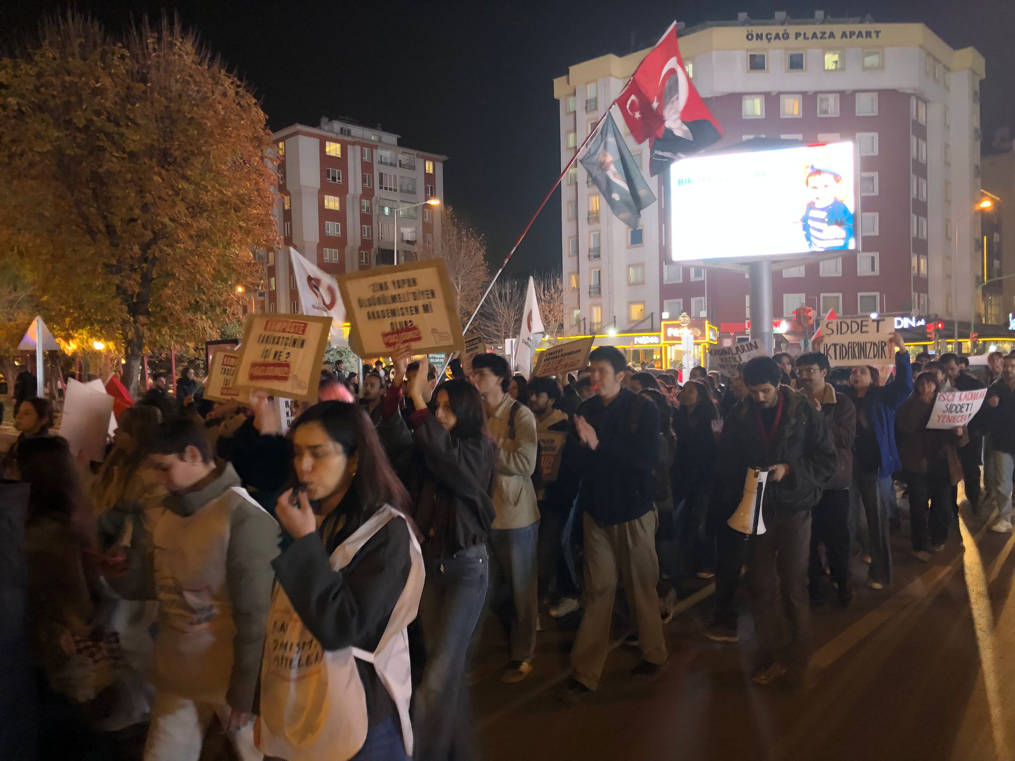 3Fd032F3 709C 4A29 Ac43 Fd13008A659C