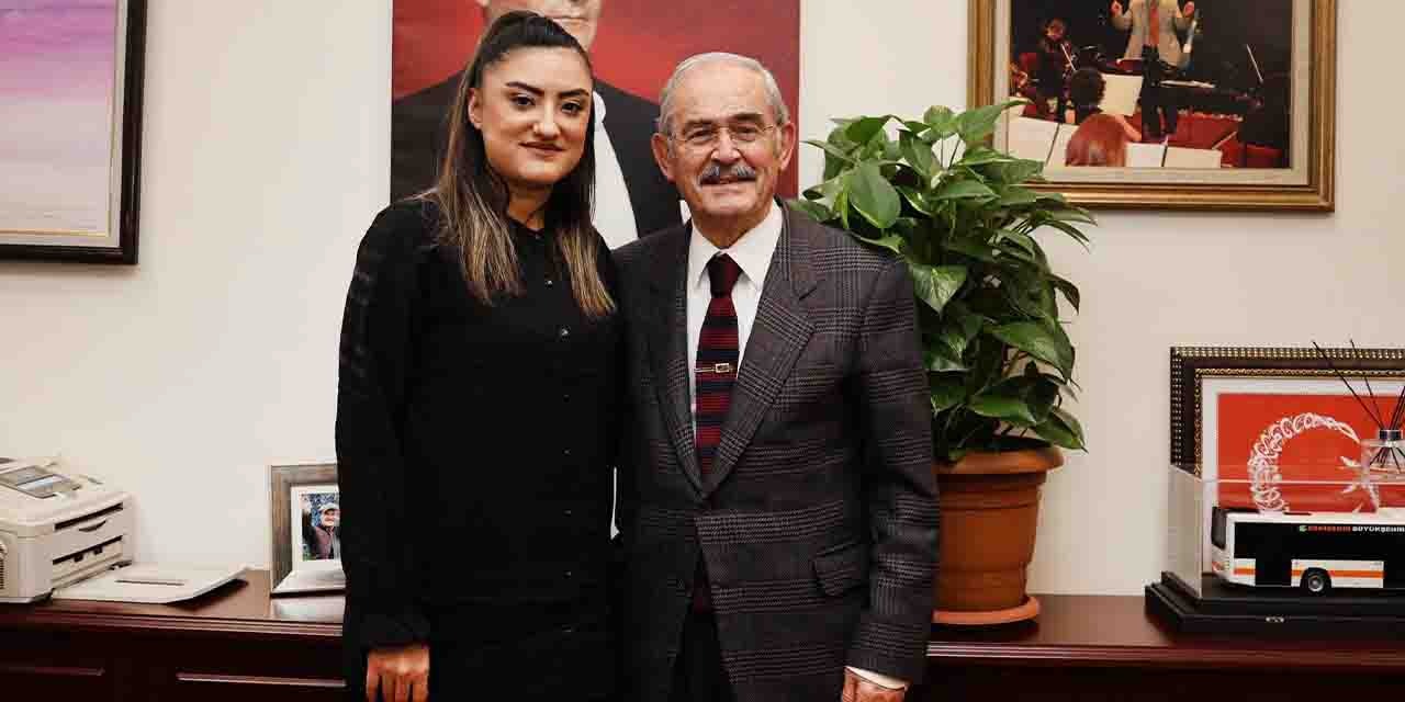 4A16C99D 6452 48Df 8691 52Fa17460Bcc