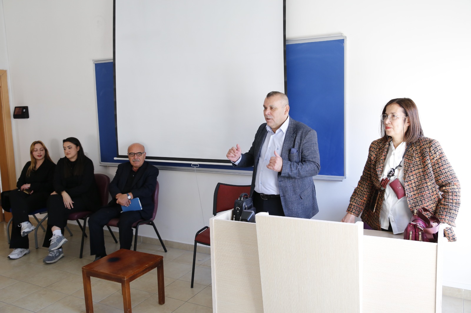 6885Aa98 Ed5D 4119 85B0 B422Fdd4C5Ee