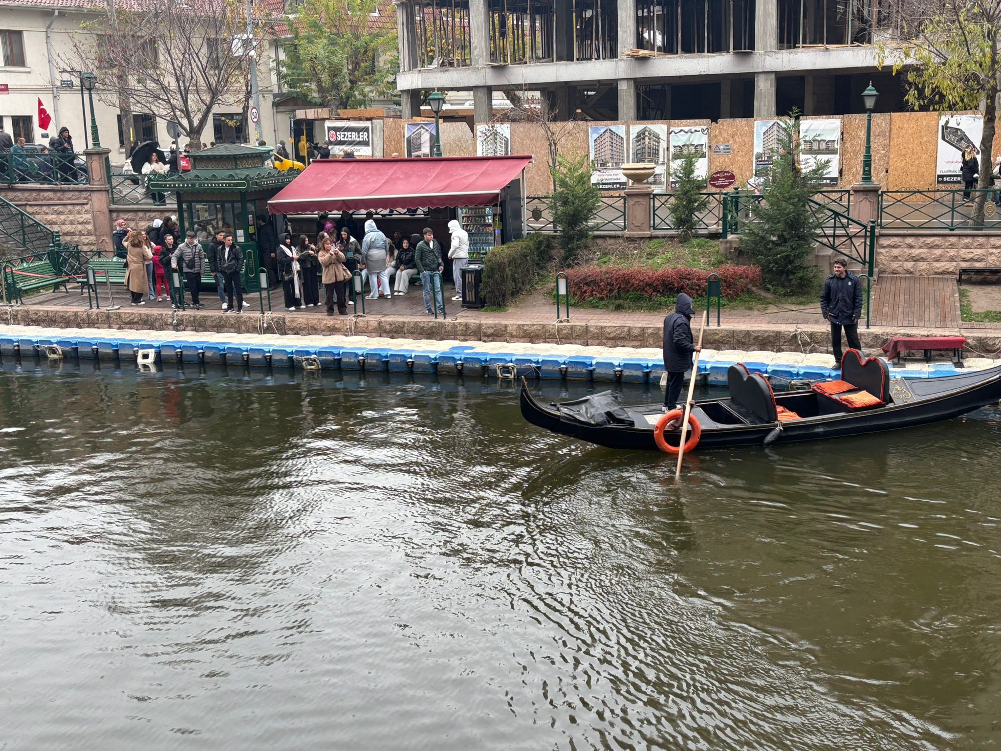 7B260Cda Ffd3 442E Aed3 Cae72872F9F9