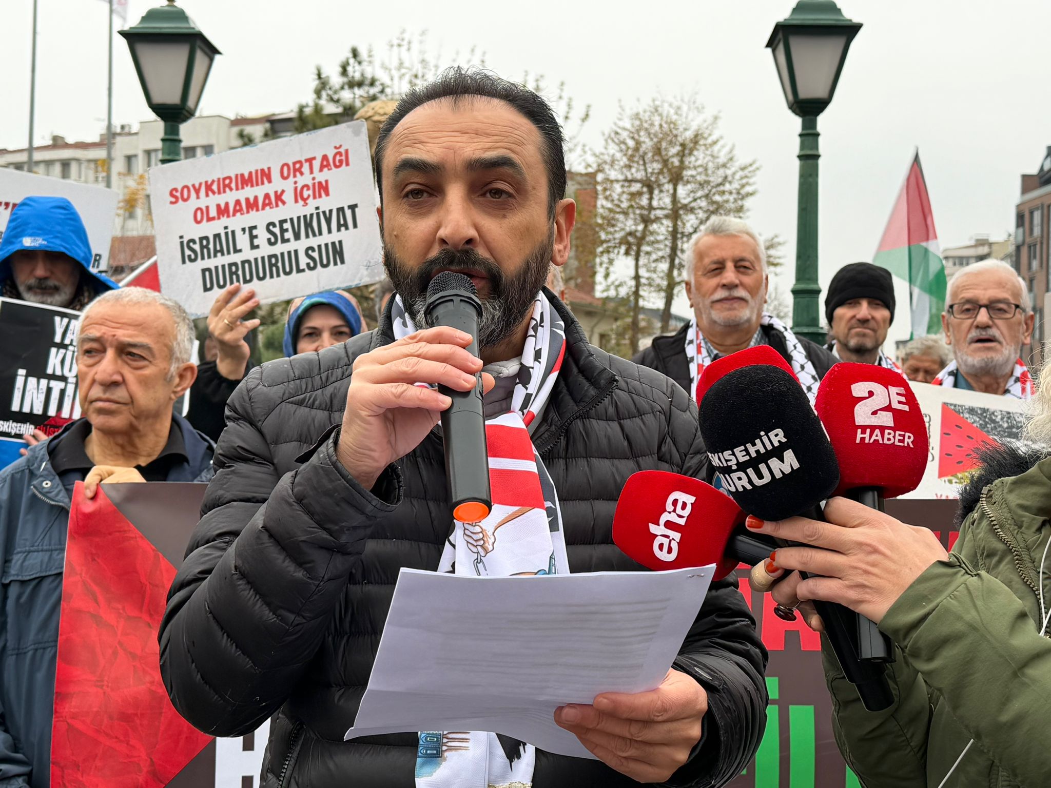 7E655B93 350E 45Ca A8A4 Bb8198E51F5B