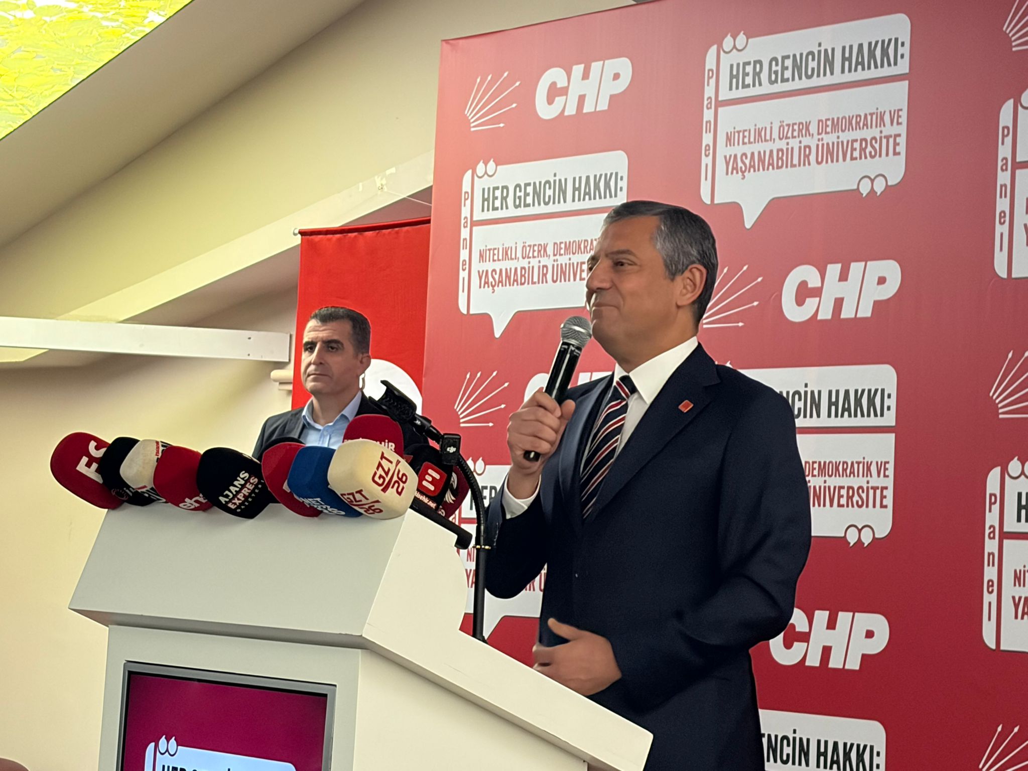 8D749198 1533 4A45 B222 6Faaff314341