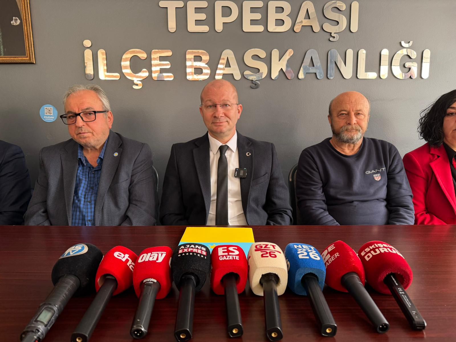 8F712E0B F3Fe 4381 B95B 4716Ce6Caed4