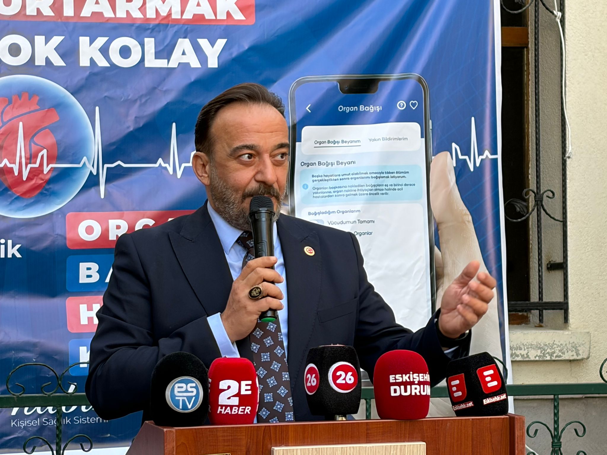 9513288C 28A5 42Da A00F B31De289A4E3