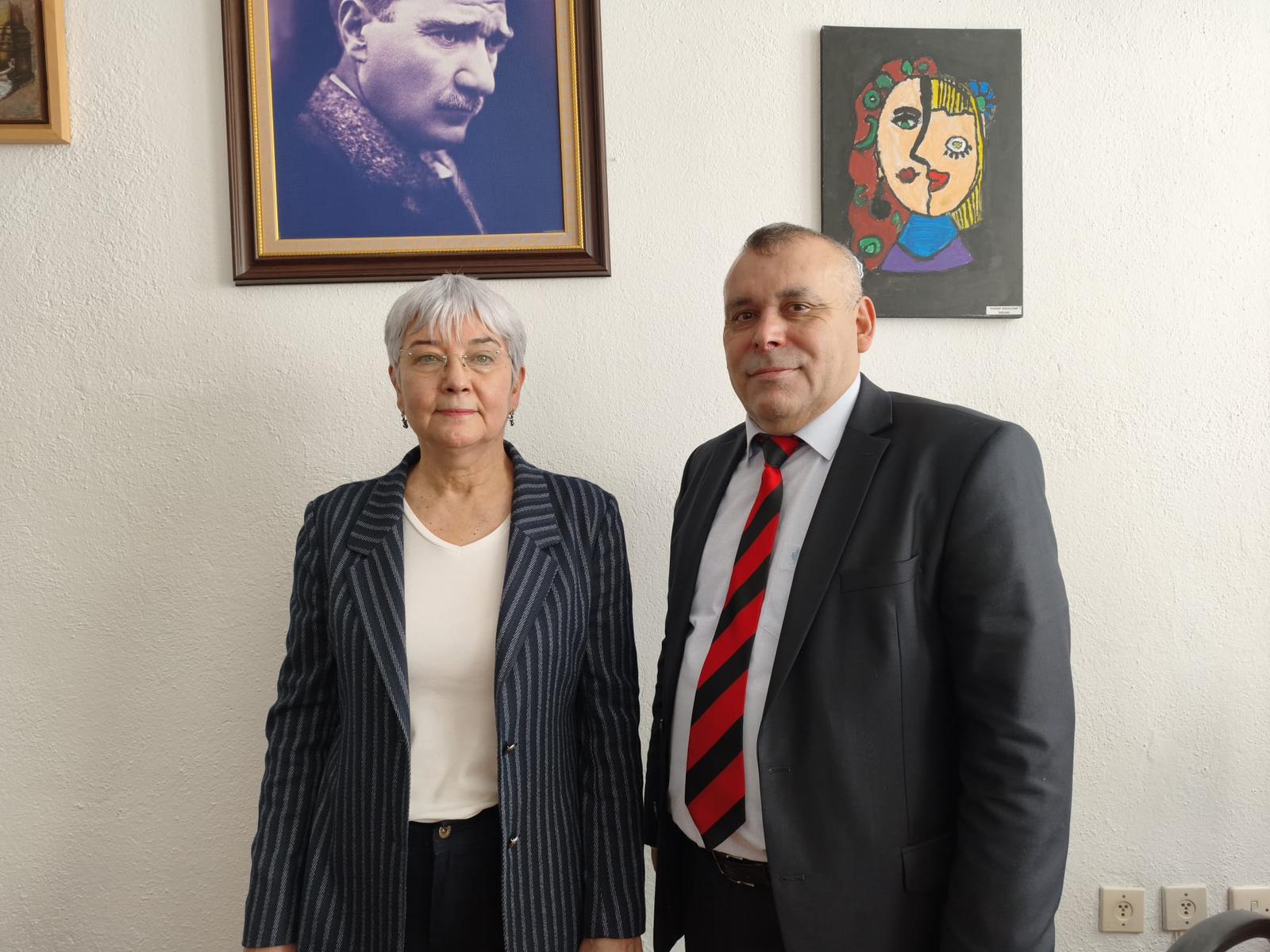 A0E55D67 3Ed8 485C B32C D5F12F912B22