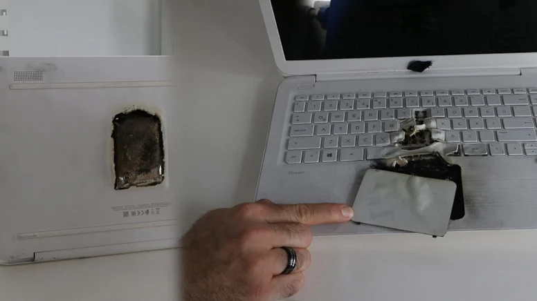 Bombajpg Rh Cm Lwn A20 G Flnx S J43 Wj Q