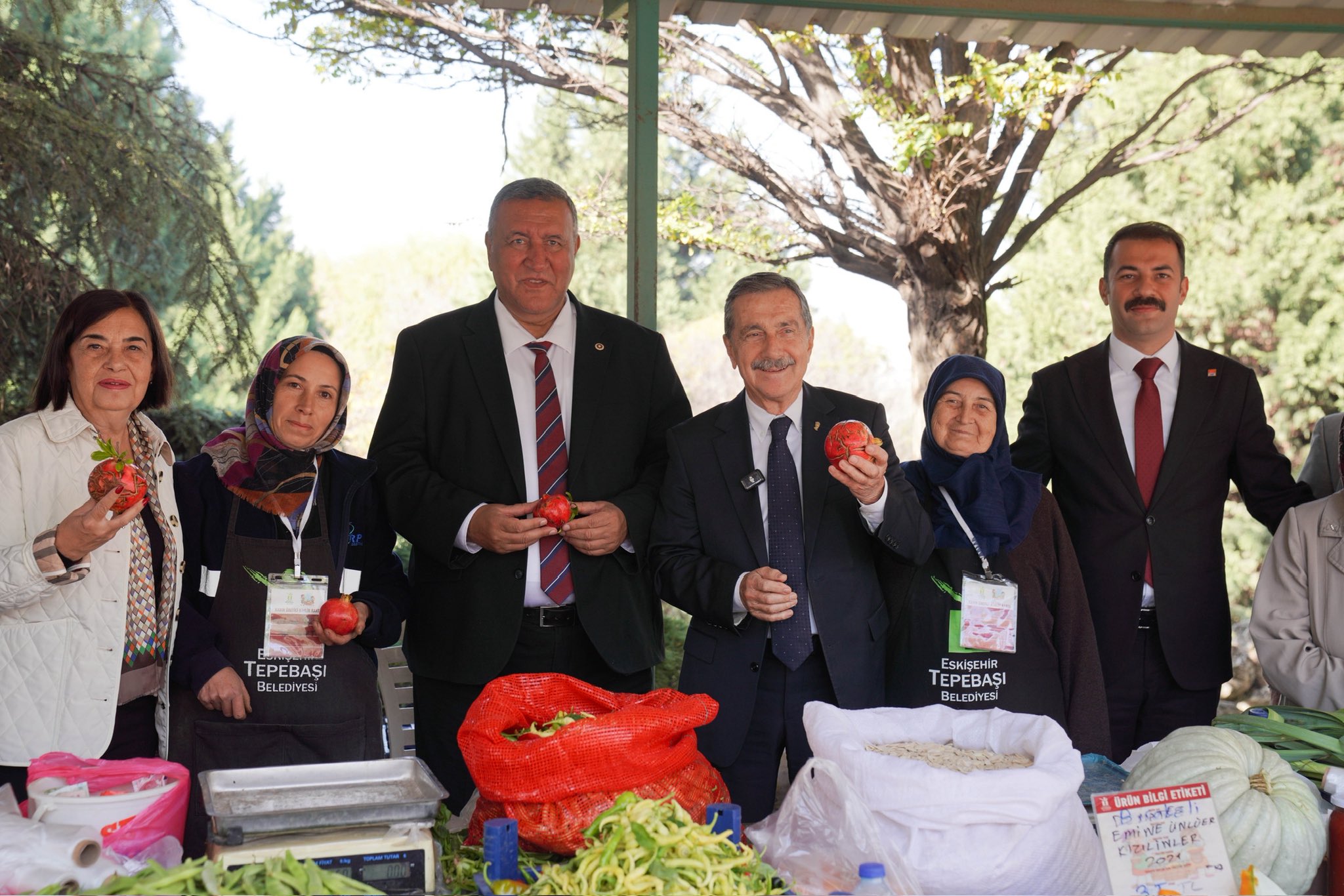 G4Qy K Mw Xw A Evg W W