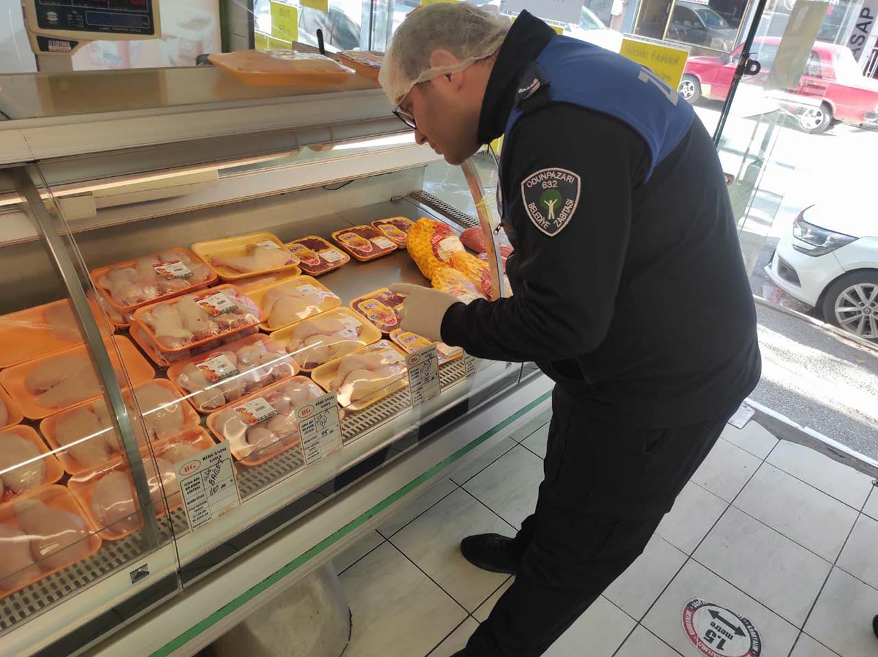 Odunpazarı’nda Artan Zehirlenme Vakalarının Ardından Market Ve Gıda Işletmelerine Denetim (9)