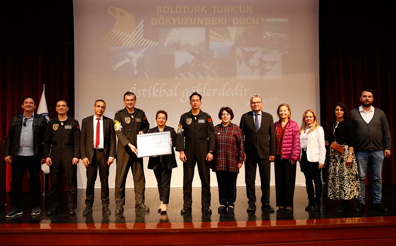 S O L O T Ü R K Söyleşi 3