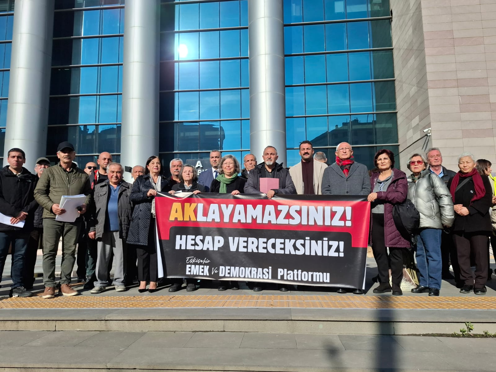 061D11E1 Aeb2 47F5 8C38 492Af47F28Aa