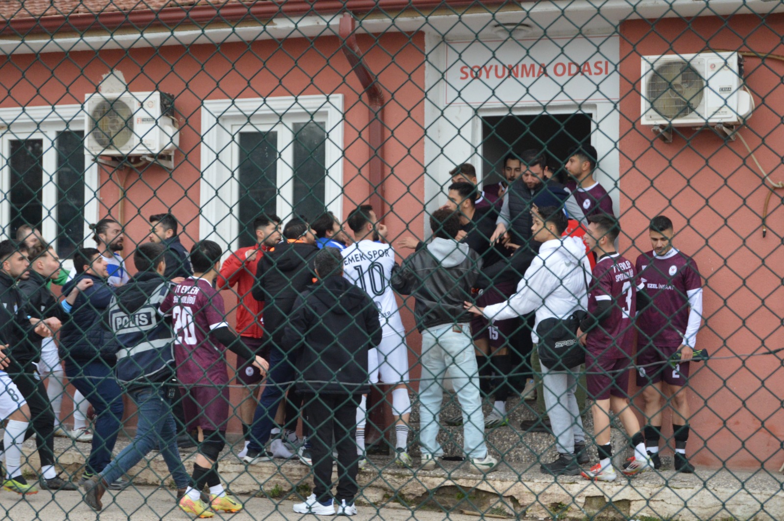 7Aaa9B98 E79B 409E 8292 Af6A2507033C