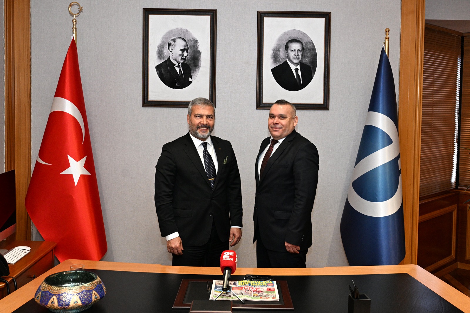 98E981Ab 80D7 4453 B09C A2B2289Cc326