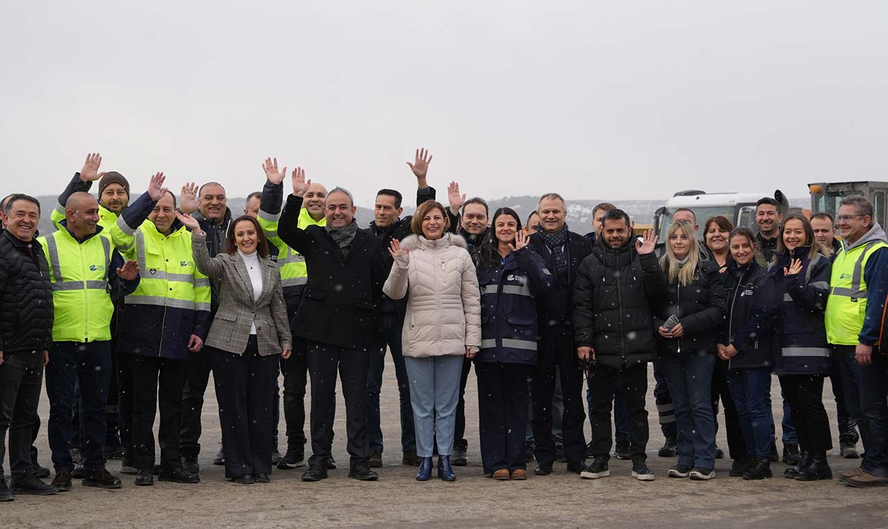 B A Ş K A N Ü N L Ü C E’ D E N Y O L E K İ B İ N E M O R A L Z İ Y A R E T İ (2)