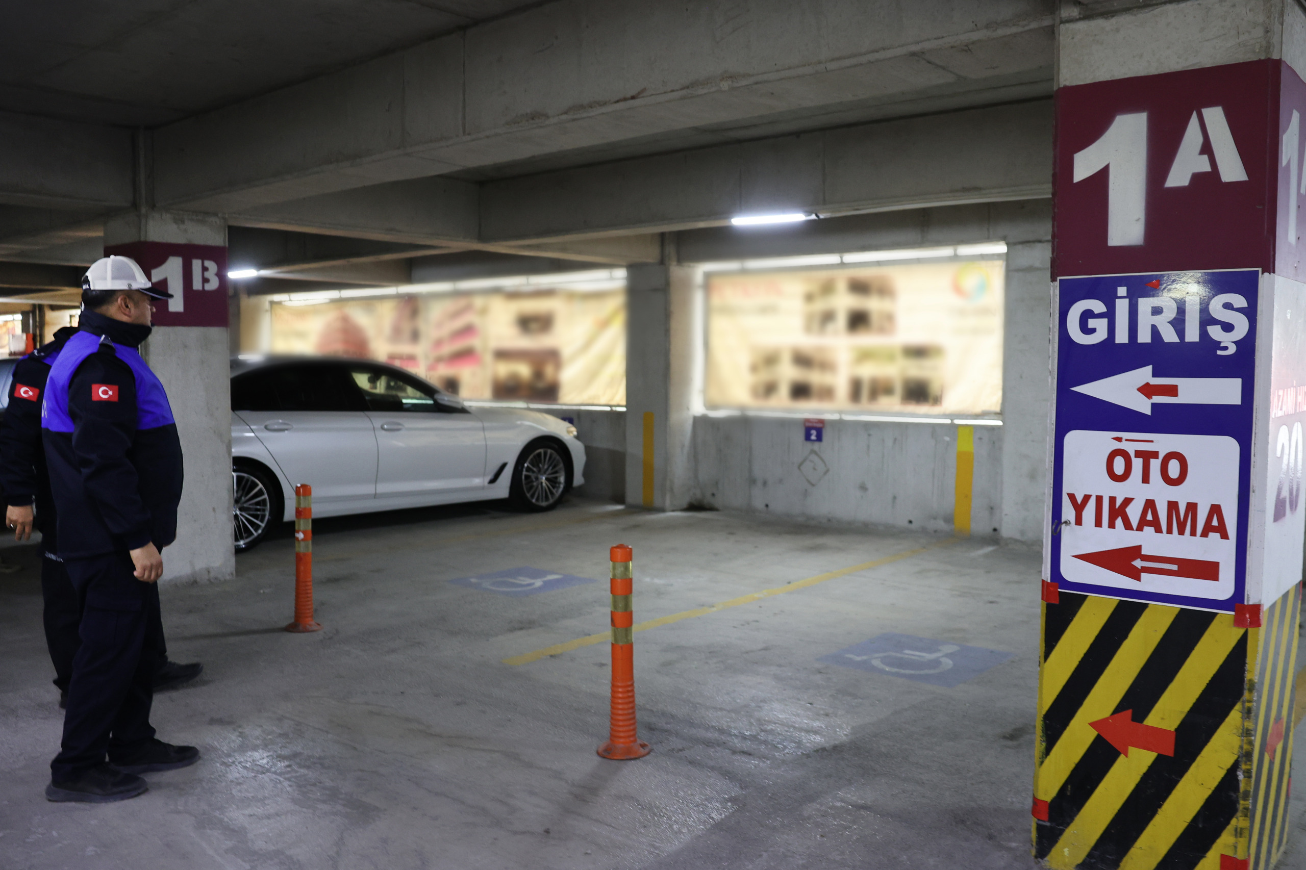 Engelli̇ler Günü’nde Zabita Eki̇pleri̇nden Eri̇şi̇lebi̇li̇rli̇k Deneti̇mi̇ (3)