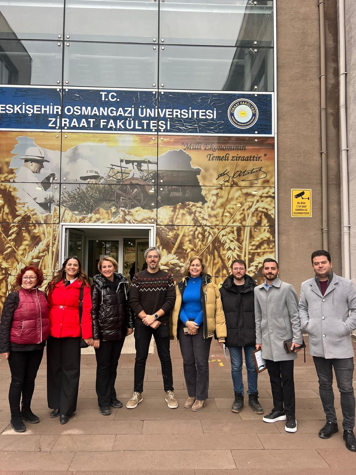 03499199 1Bd4 4051 8168 B5D744E0Be86