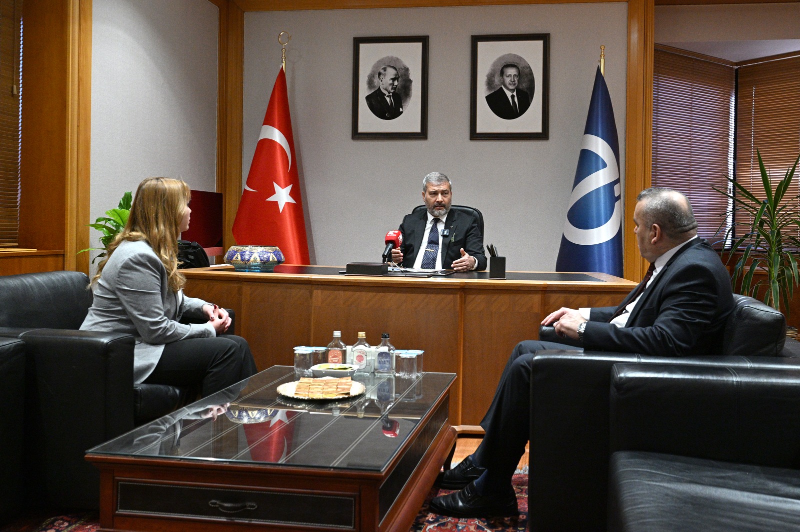 15A6031A 4455 41A1 80C4 37E0Eaeea264