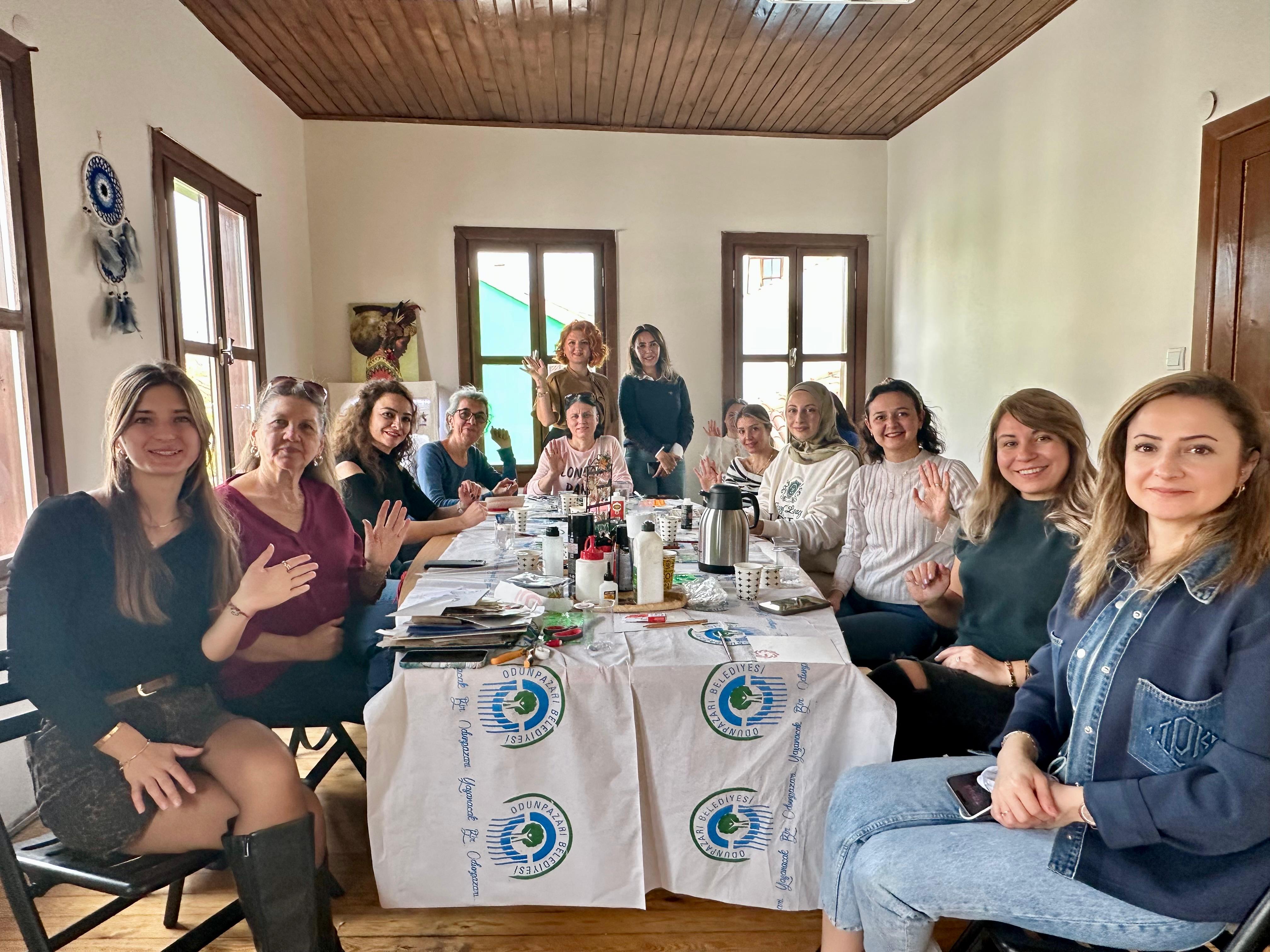 Arşiv Fotoğrafı (1) (2)