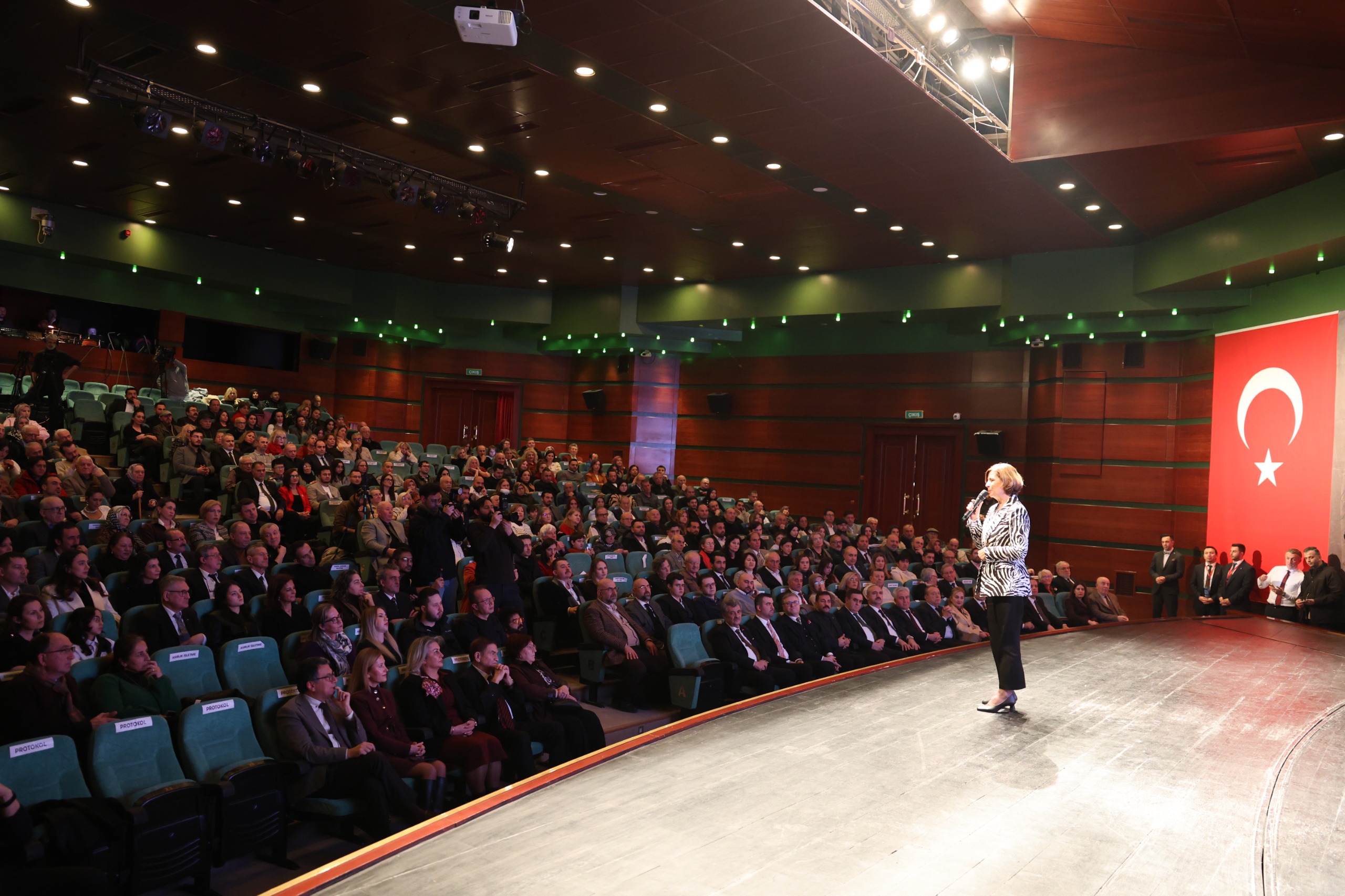 Eski̇şehi̇r’i̇n Köklü Esnafi “Tari̇h Eti̇keti̇” İle Onurlandirildi (4)