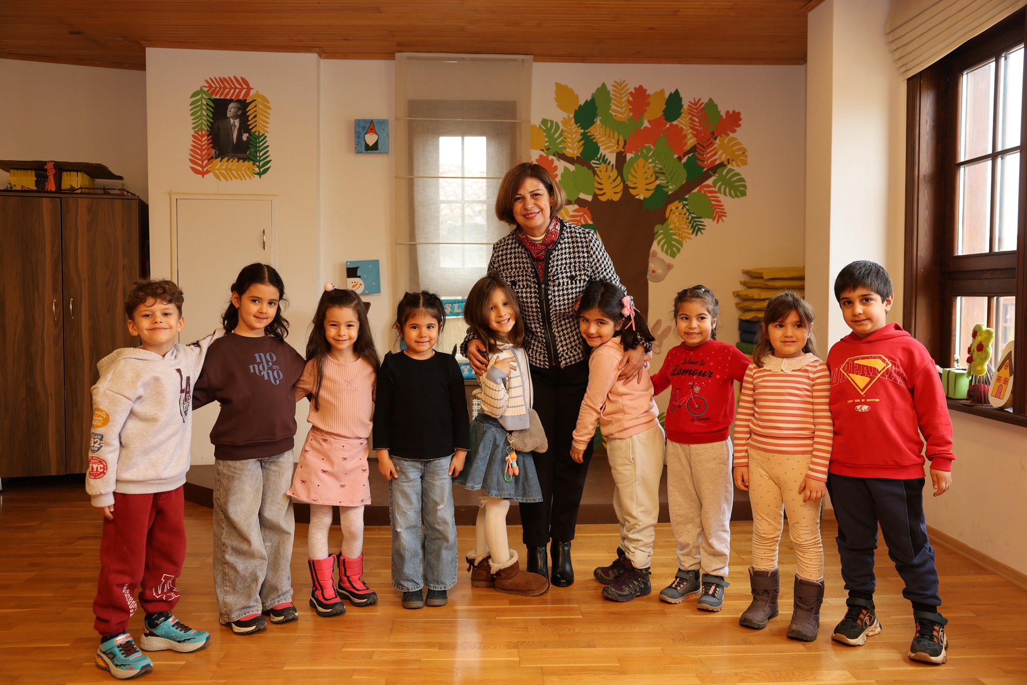 G Bu Xv X W E A Aa Rq B