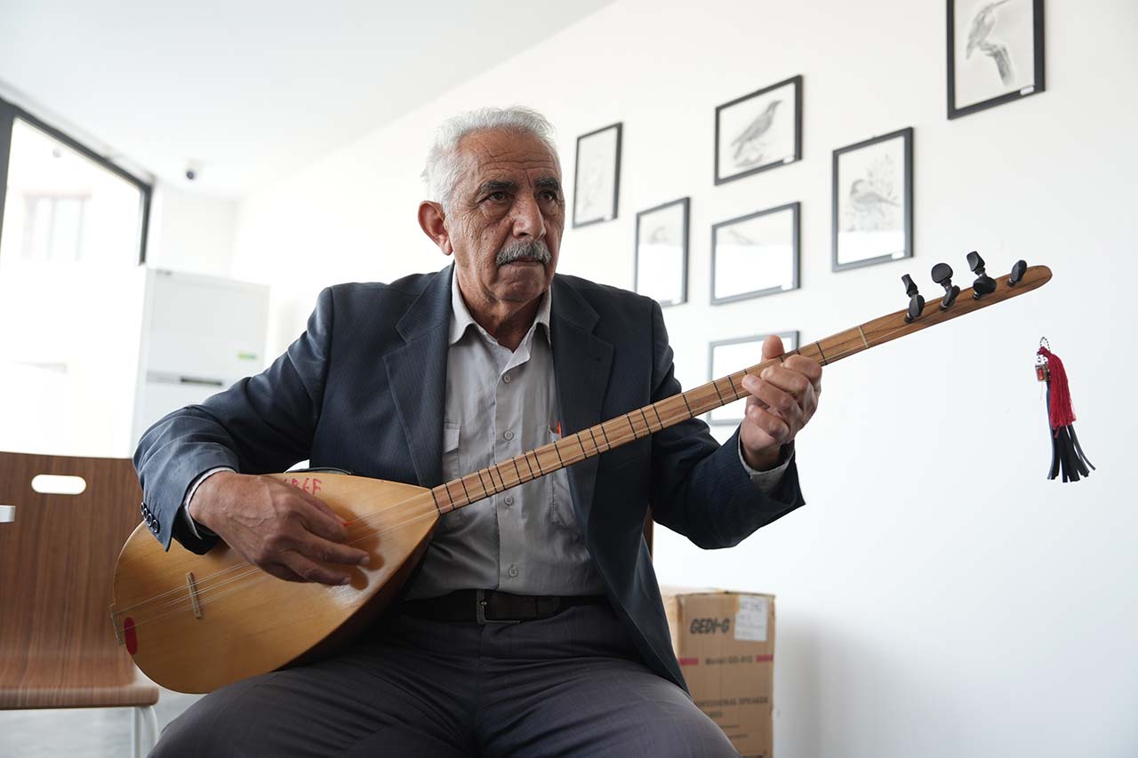 K I D E M L İ V A T A N D A Ş L A R N O T A L A R L A D O L U G Ü N L E R D E B U L U Ş U Y O R (1)