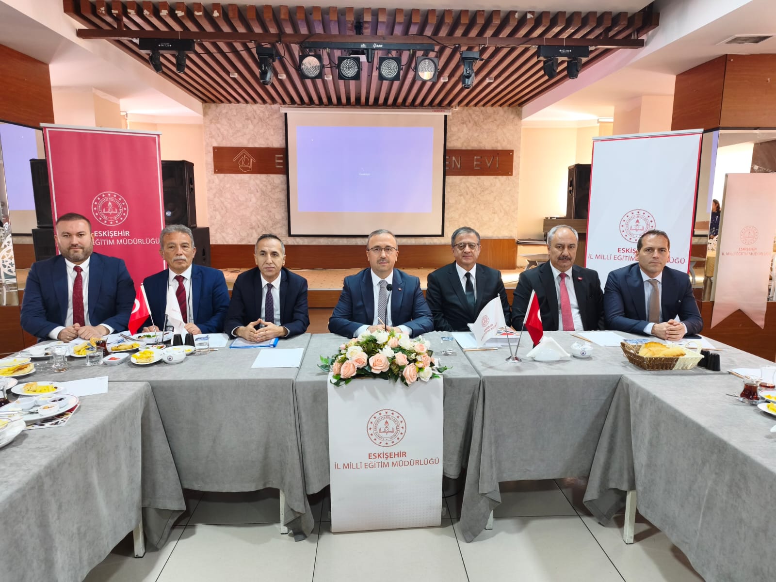 2Ca31835 D0B8 4900 Bdf5 0B169795Ad9A