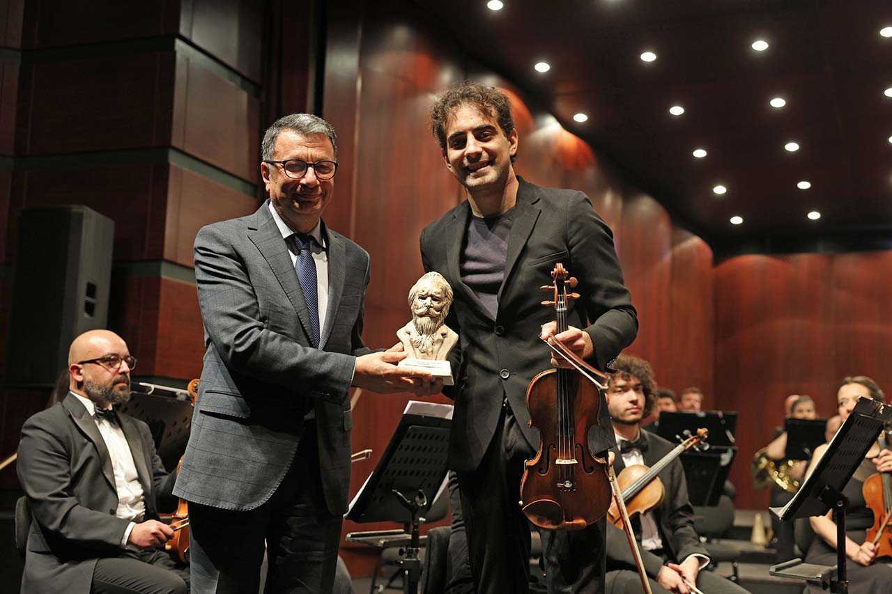 6 Ş U B A T D E P R E M İ A N I S I N A A N L A M L I K O N S E R (6)