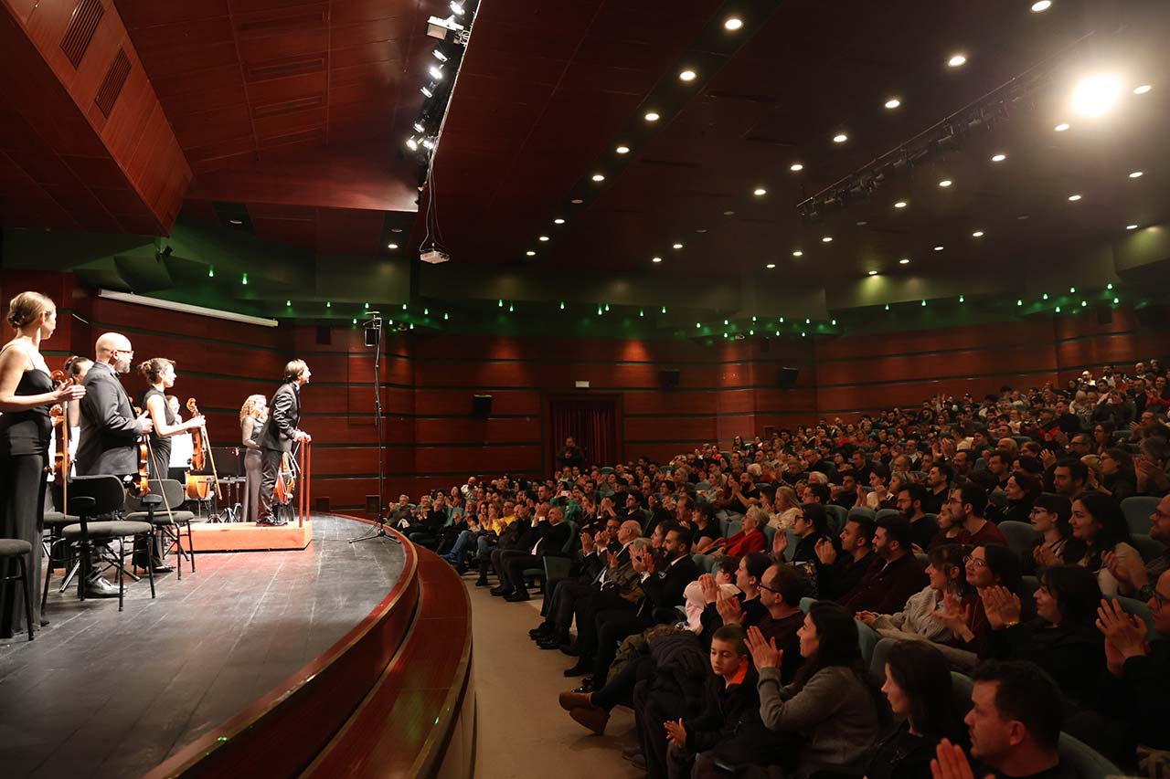 6 Ş U B A T D E P R E M İ A N I S I N A A N L A M L I K O N S E R (9)