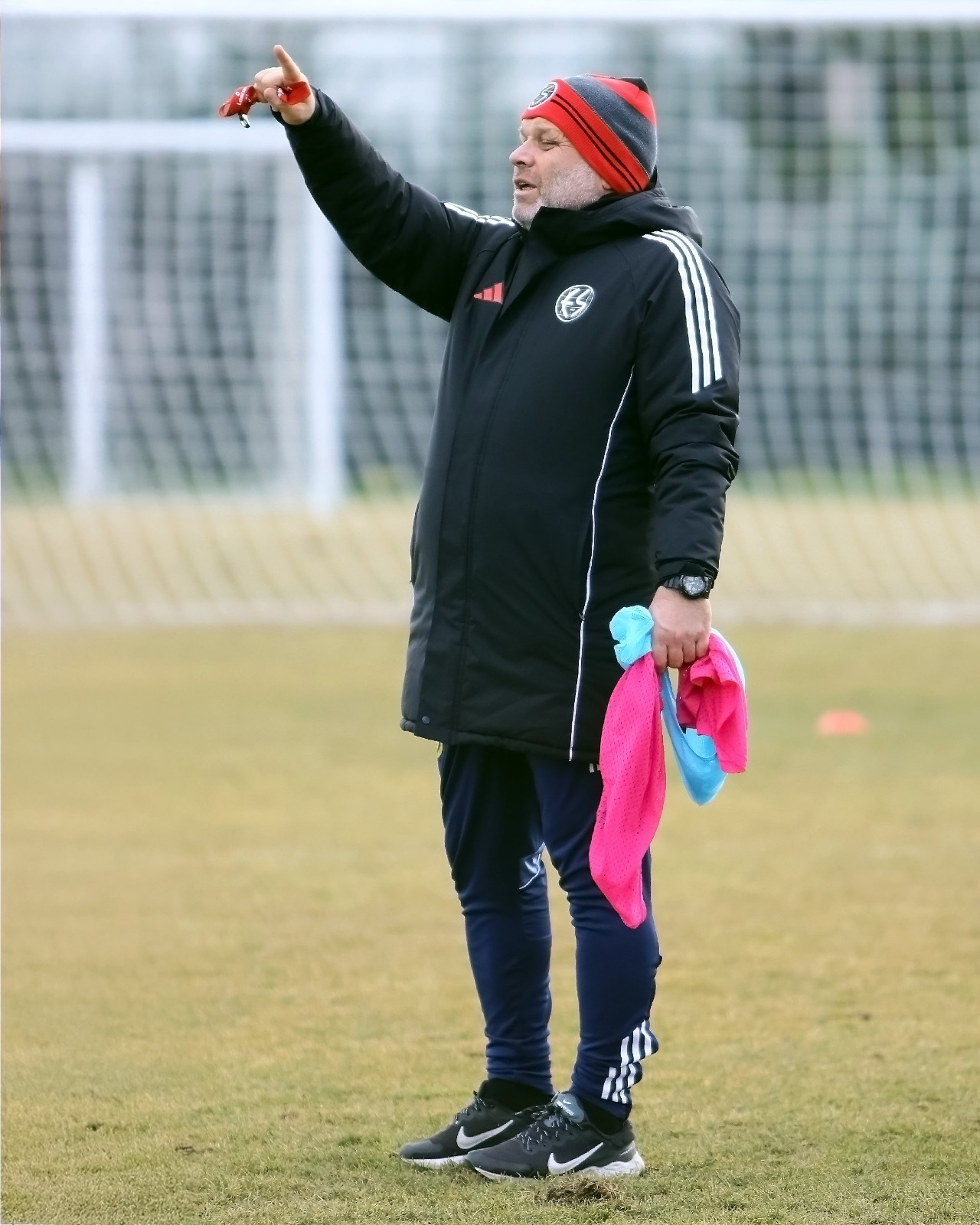 62C2Eb27 5E94 4B66 B361 E3893D77265E